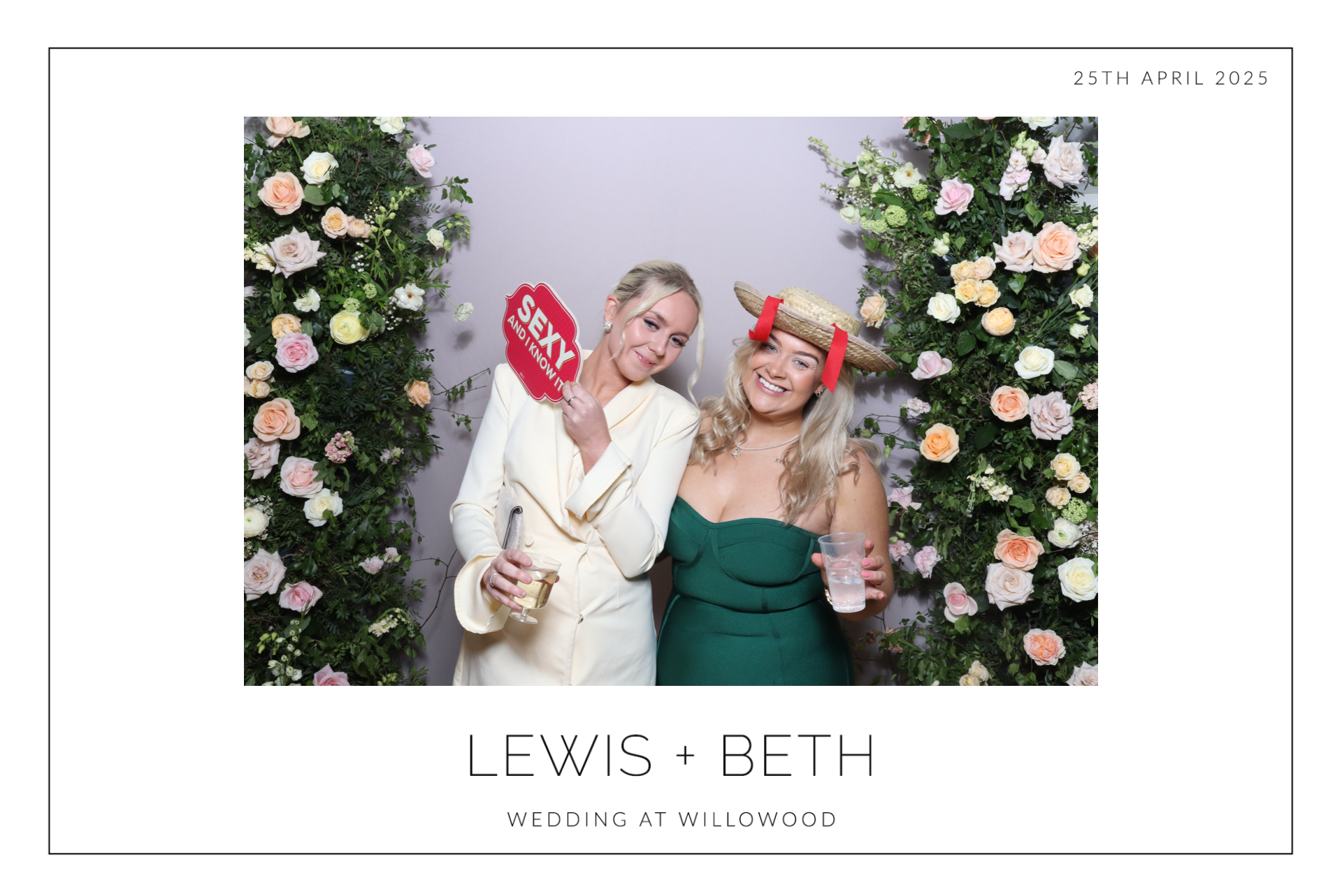 Lewis & Beth  | View more photos from the event at gallery.magicimages.uk/u/MagicImages/Lewis-Beth