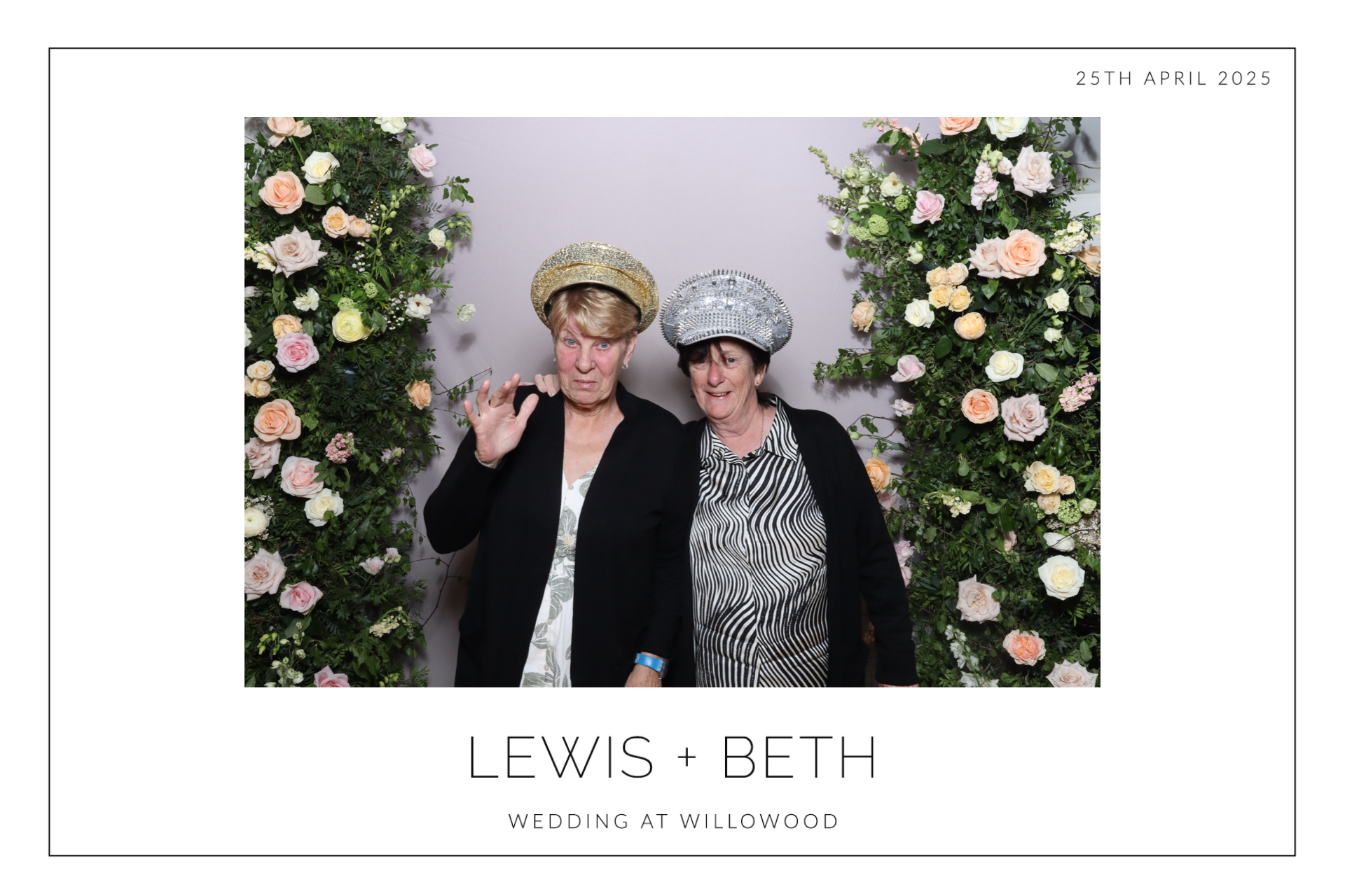 Lewis & Beth  | View more photos from the event at gallery.magicimages.uk/u/MagicImages/Lewis-Beth