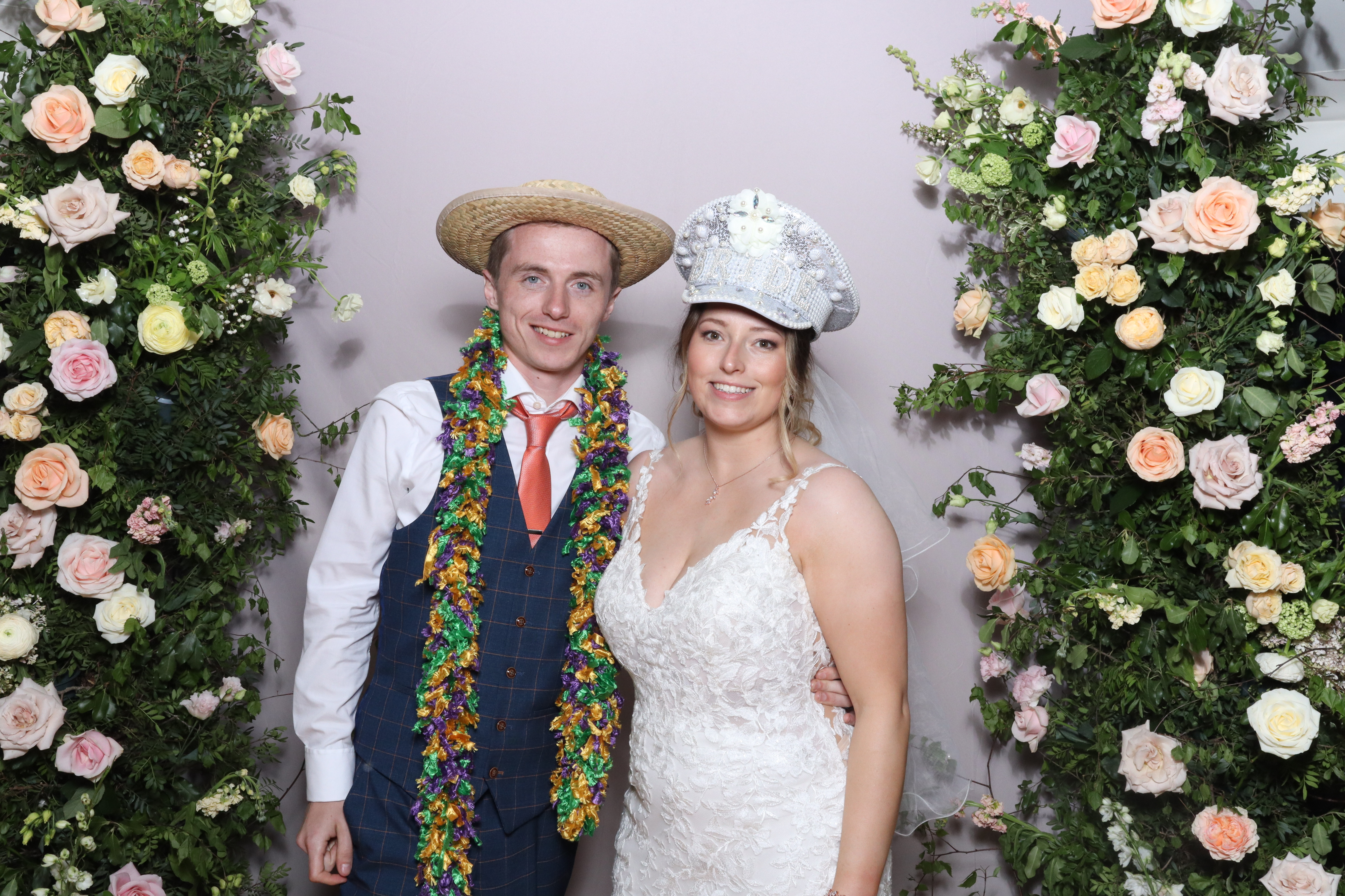 Lewis & Beth  | View more photos from the event at gallery.magicimages.uk/u/MagicImages/Lewis-Beth