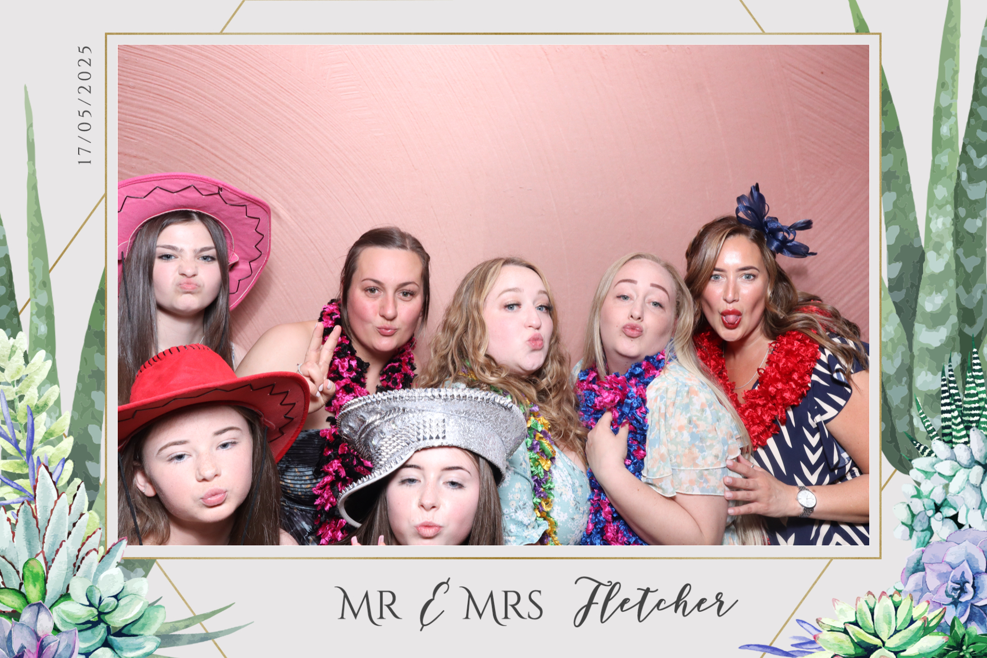 Mr & Mrs Fletcher  | View more photos from the event at gallery.magicimages.uk/u/MagicImages/Mr-Mrs-Fletcher