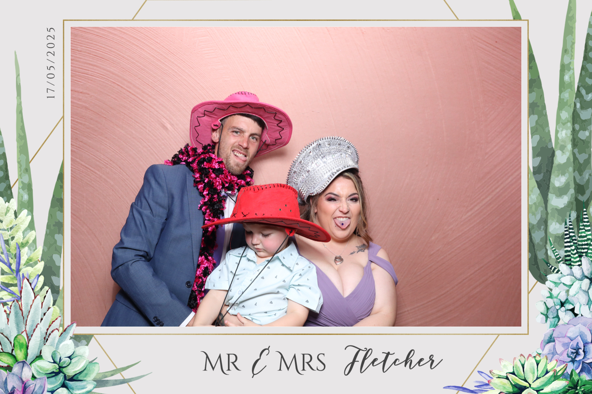 Mr & Mrs Fletcher  | View more photos from the event at gallery.magicimages.uk/u/MagicImages/Mr-Mrs-Fletcher
