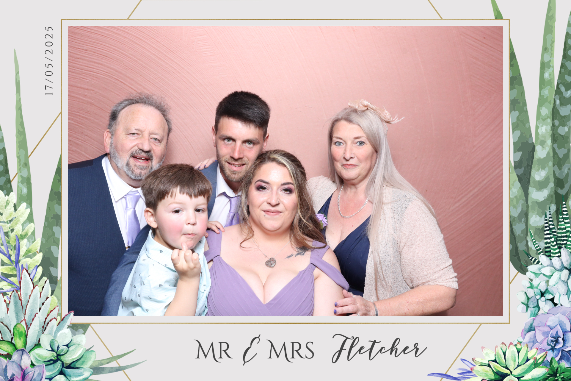Mr & Mrs Fletcher  | View more photos from the event at gallery.magicimages.uk/u/MagicImages/Mr-Mrs-Fletcher