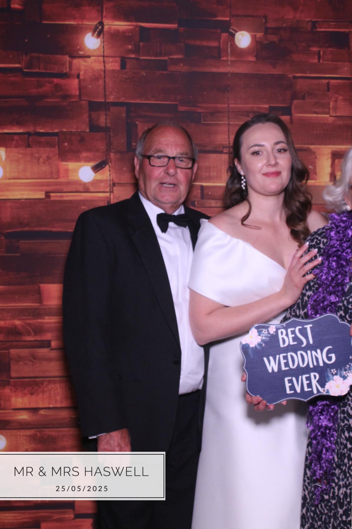 Mr & Mrs Haswell  | View more photos from the event at gallery.magicimages.uk/u/MagicImages/Mr-Mrs-Haswell