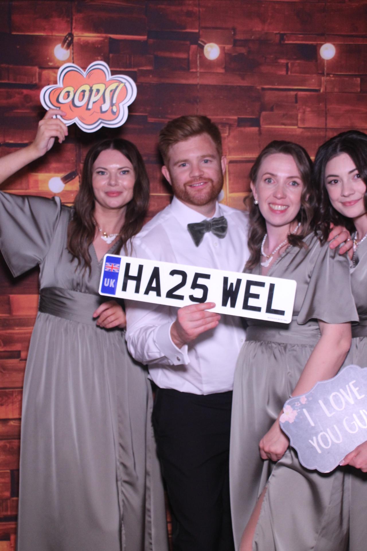 Mr & Mrs Haswell  | View more photos from the event at gallery.magicimages.uk/u/MagicImages/Mr-Mrs-Haswell