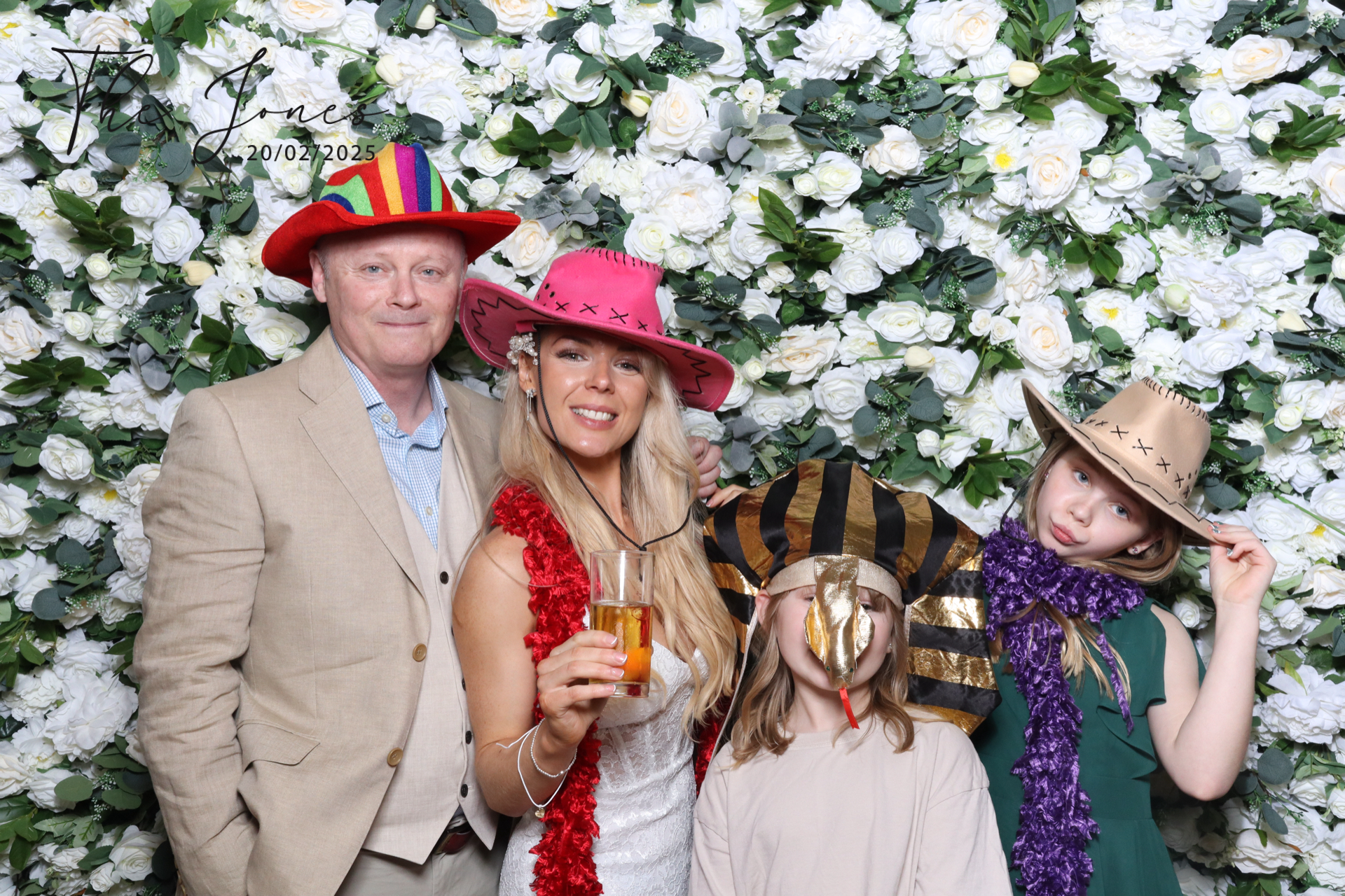 Mr & Mrs Jones  | View more photos from the event at gallery.magicimages.uk/u/MagicImages/Mr-Mrs-Jones-0