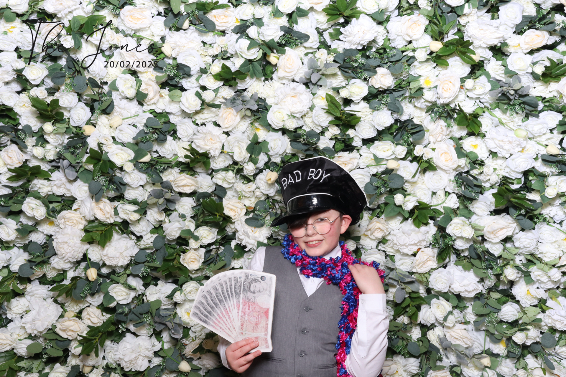 Mr & Mrs Jones  | View more photos from the event at gallery.magicimages.uk/u/MagicImages/Mr-Mrs-Jones-0