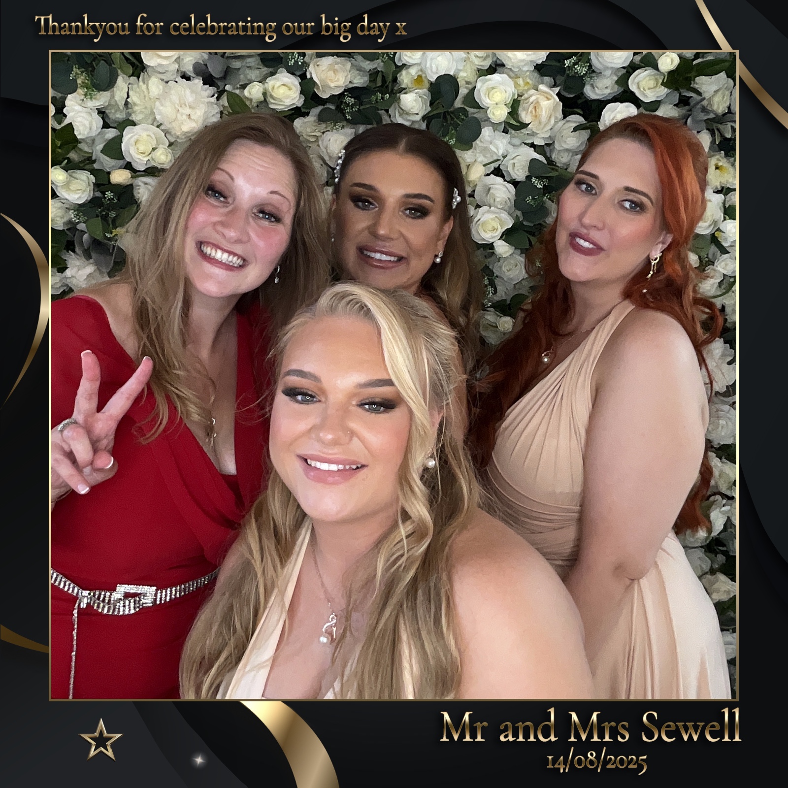 Mr & Mrs Sewell photo booth images  | View more photos from the event at gallery.magicimages.uk/u/MagicImages/Mr-Mrs-Sewell-photo-booth-images