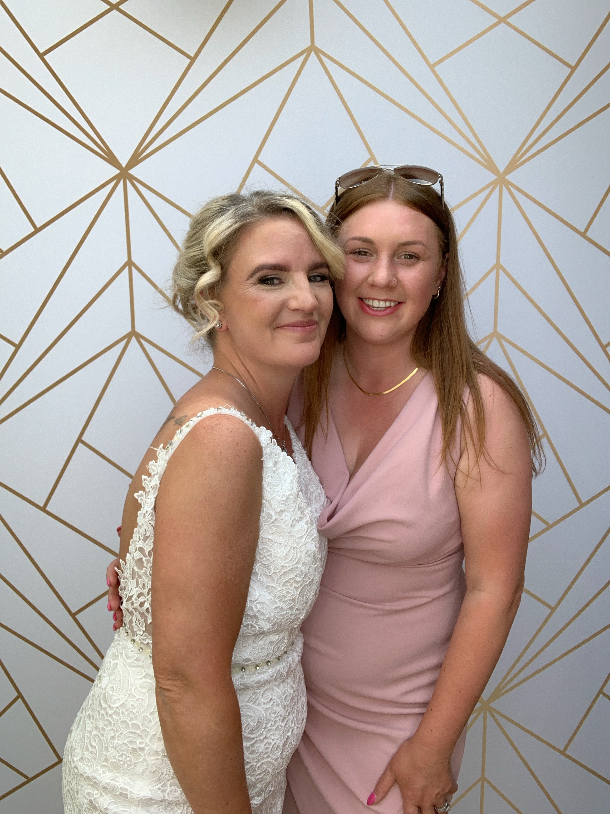 Mr & Mrs Thompson  | View more photos from the event at gallery.magicimages.uk/u/MagicImages/Mr-Mrs-Thompson-0