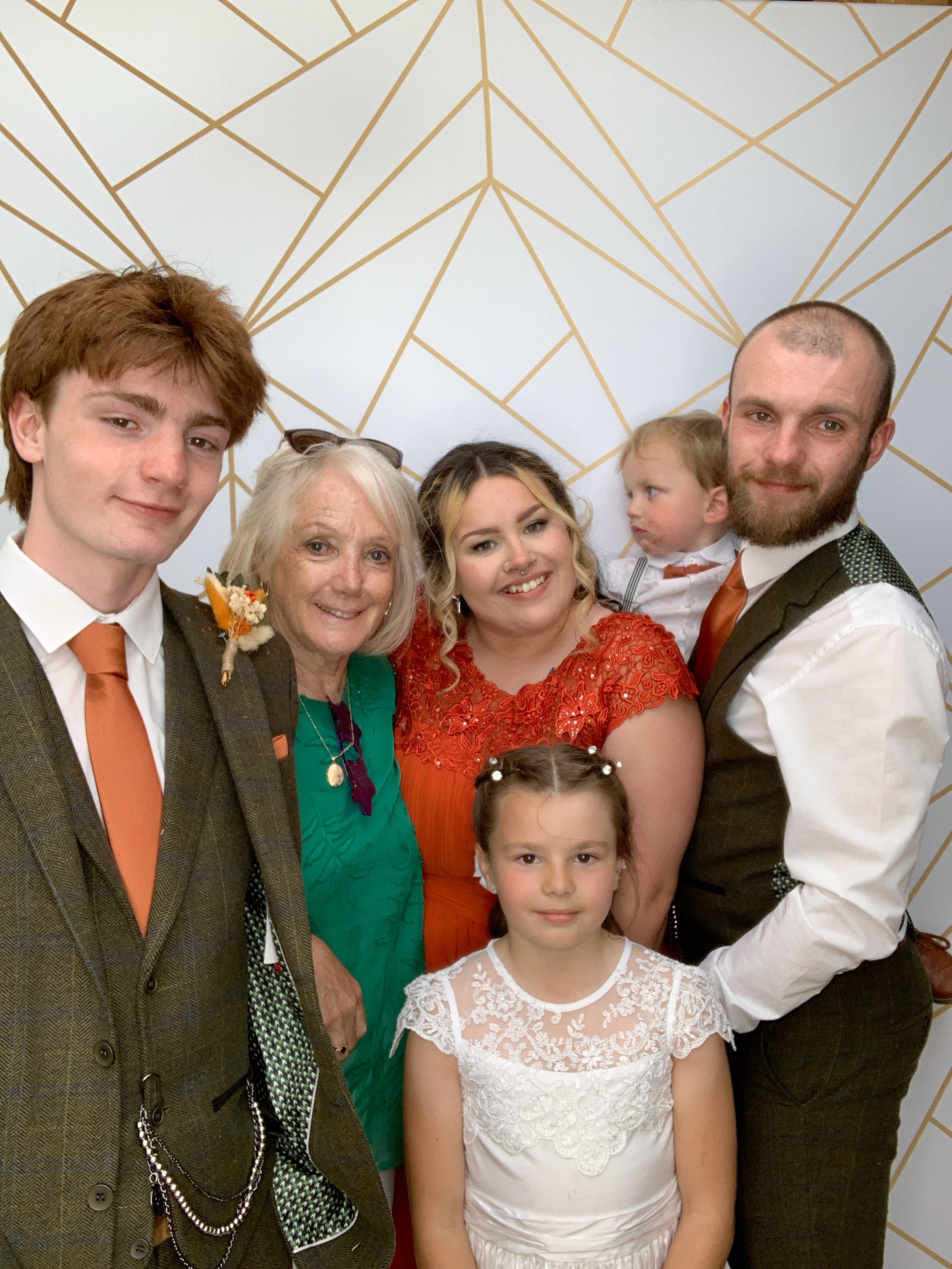 Mr & Mrs Thompson  | View more photos from the event at gallery.magicimages.uk/u/MagicImages/Mr-Mrs-Thompson-0