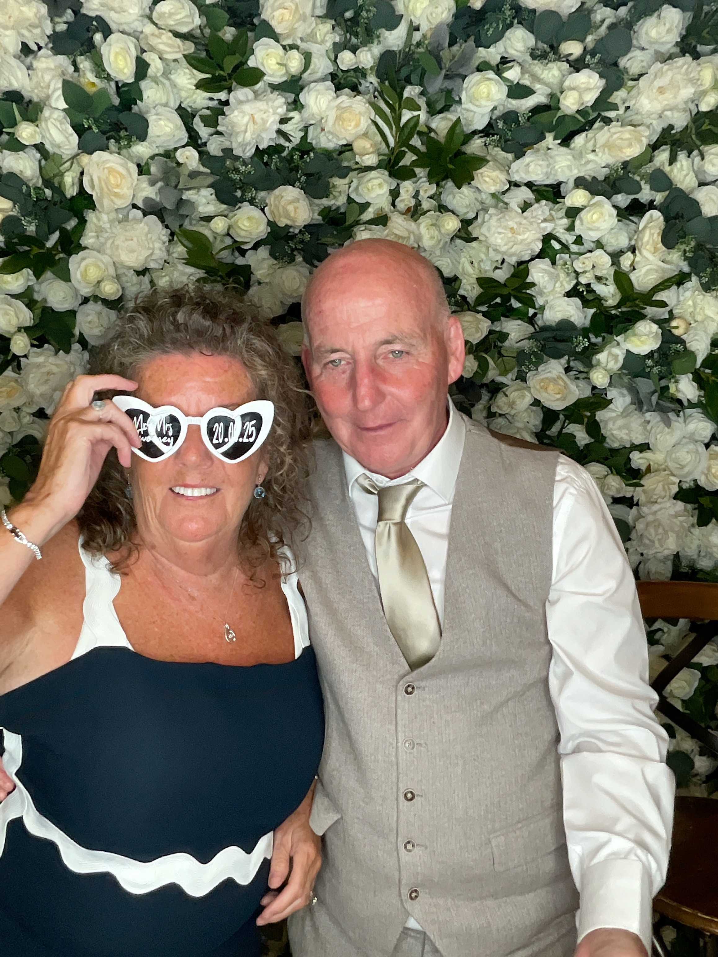 Mr & Mrs Twomey | View more photos from the event at gallery.magicimages.uk/u/MagicImages/Mr-Mrs-Twomey