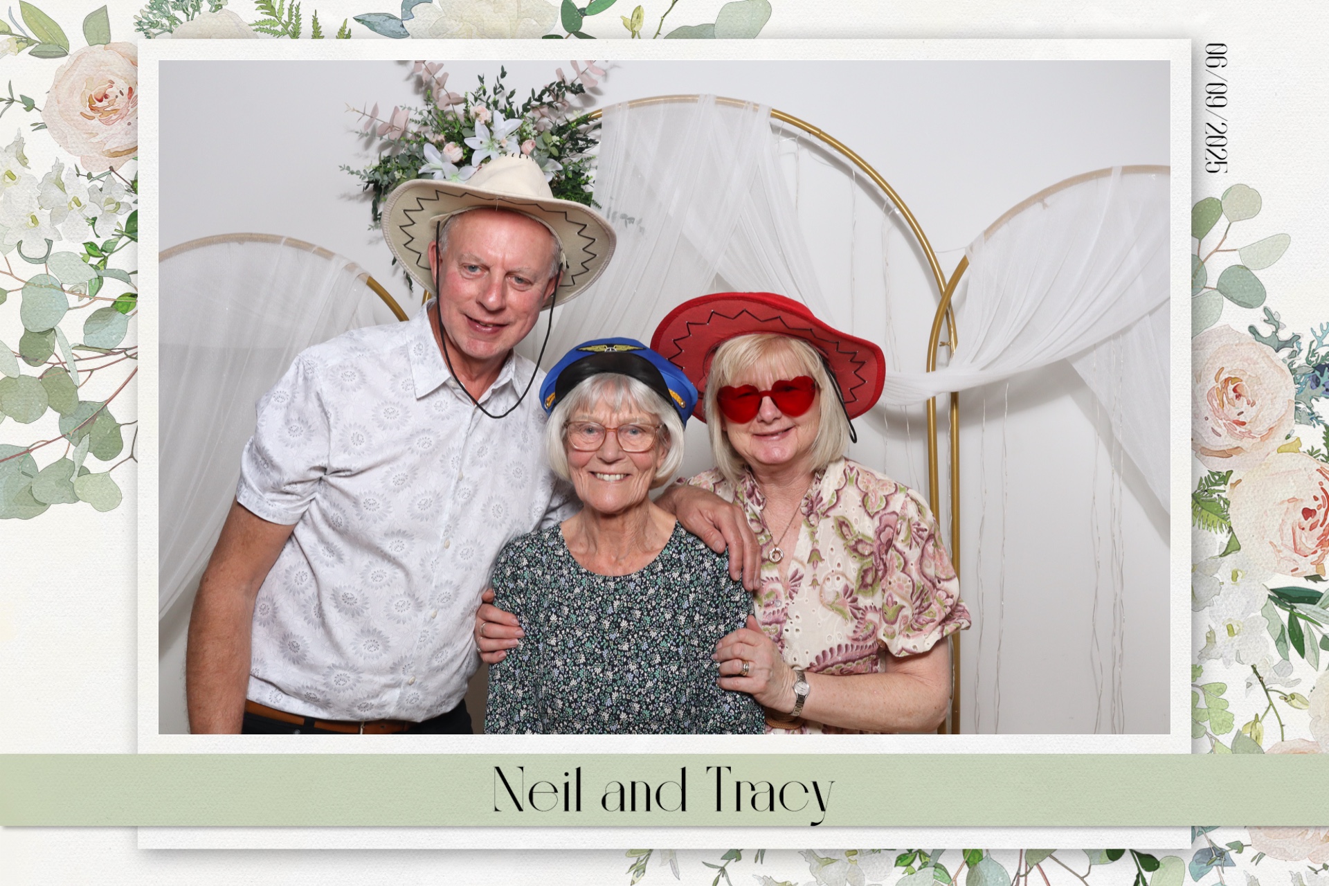 Neil & Tracy  | View more photos from the event at gallery.magicimages.uk/u/MagicImages/Neil-Tracy