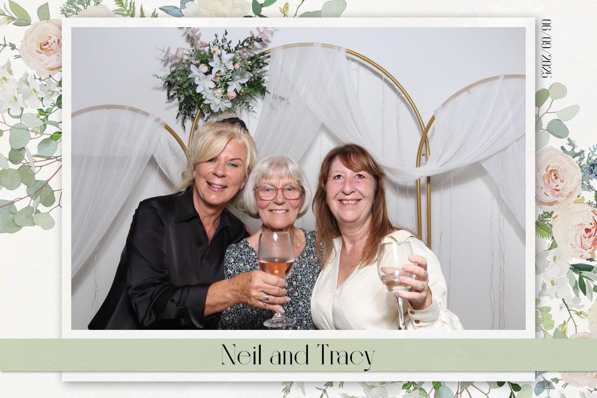 Neil & Tracy  | View more photos from the event at gallery.magicimages.uk/u/MagicImages/Neil-Tracy