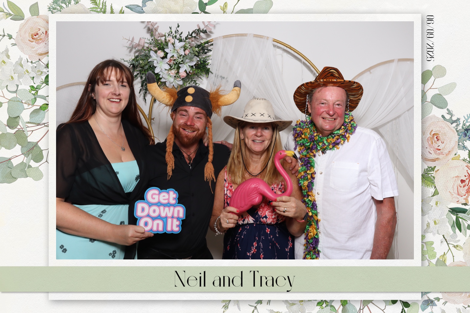 Neil & Tracy  | View more photos from the event at gallery.magicimages.uk/u/MagicImages/Neil-Tracy