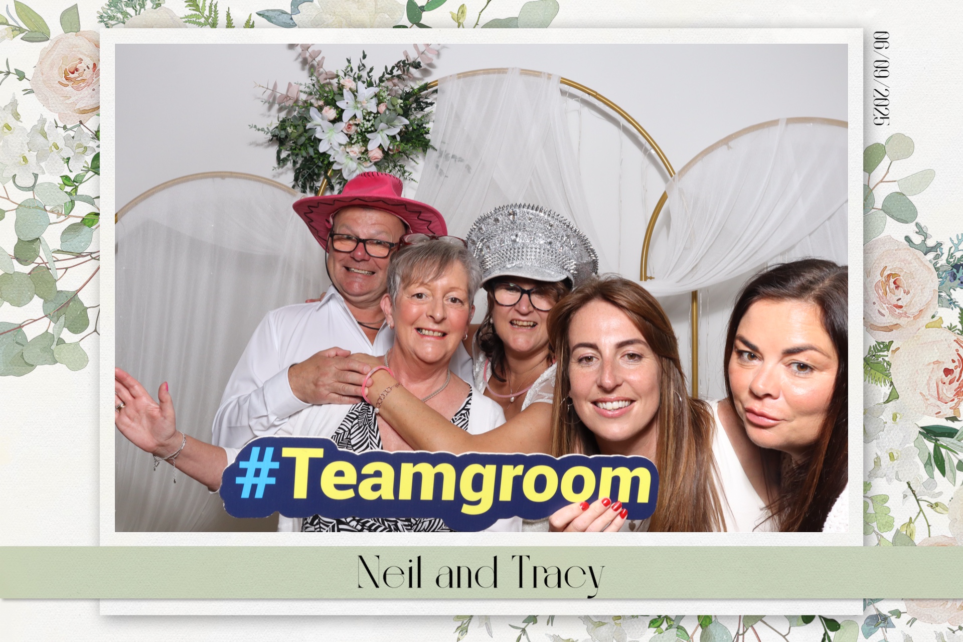 Neil & Tracy  | View more photos from the event at gallery.magicimages.uk/u/MagicImages/Neil-Tracy