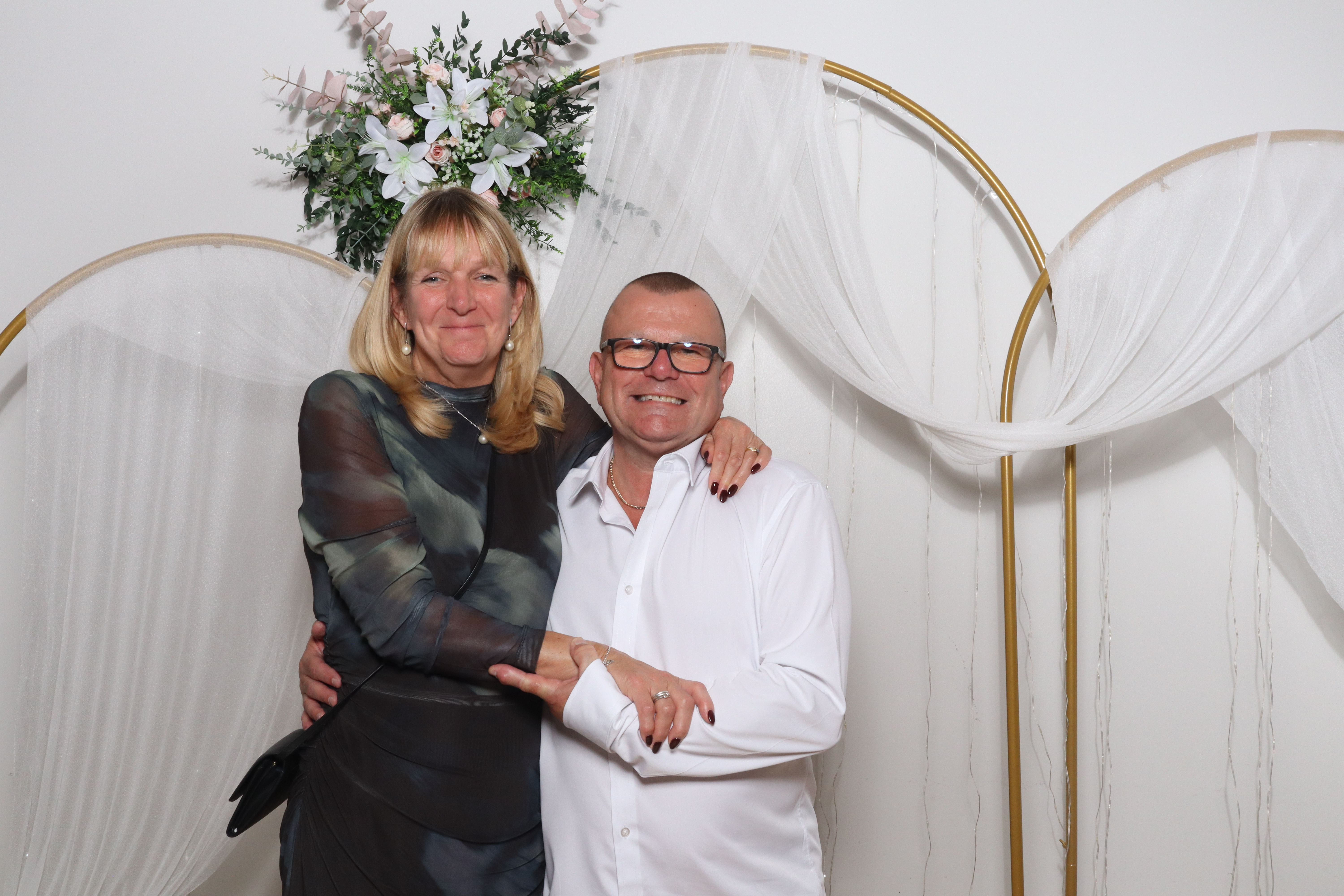 Neil & Tracy  | View more photos from the event at gallery.magicimages.uk/u/MagicImages/Neil-Tracy
