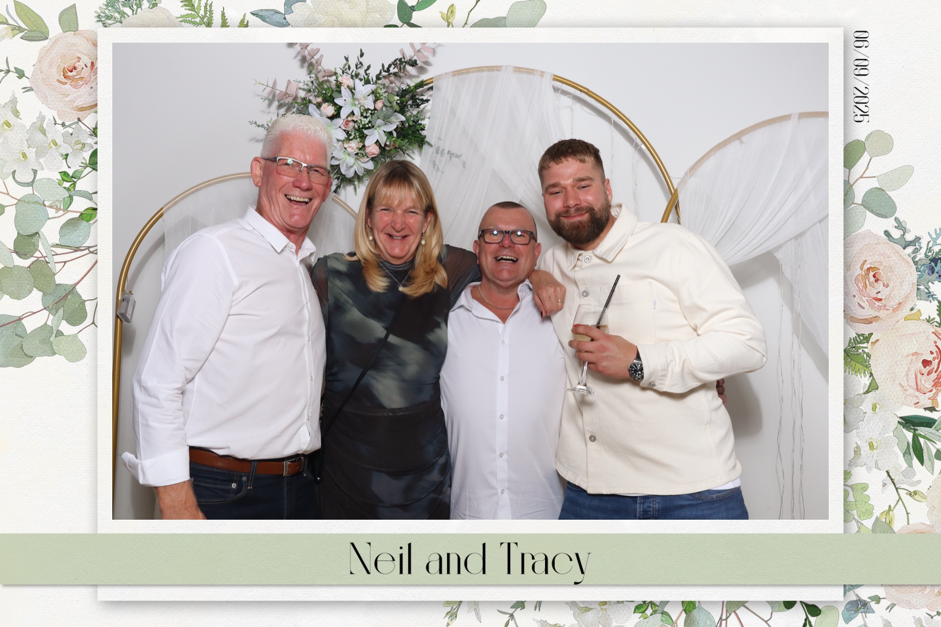 Neil & Tracy  | View more photos from the event at gallery.magicimages.uk/u/MagicImages/Neil-Tracy