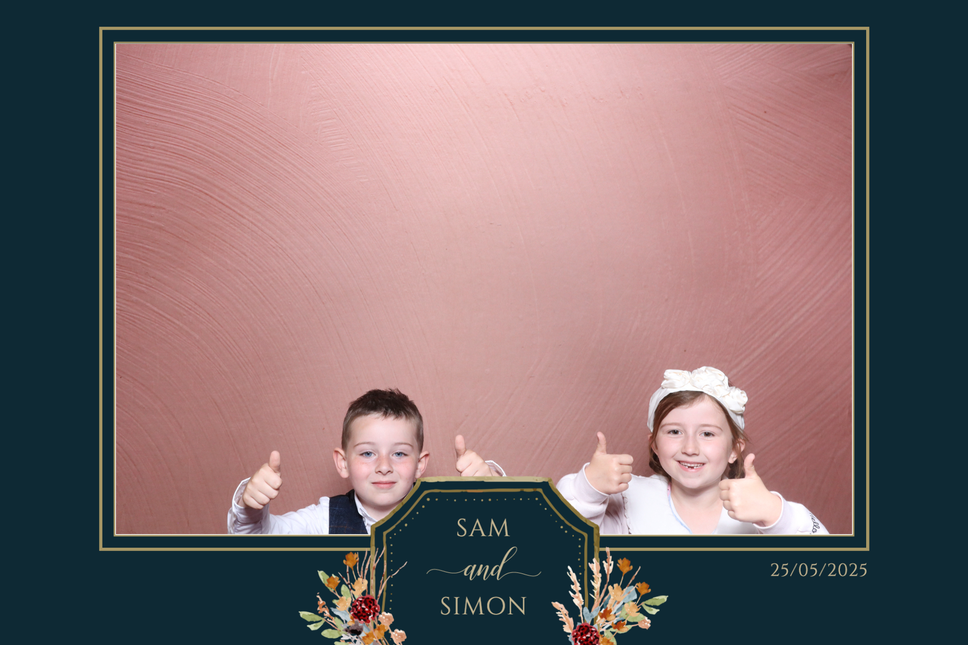 Sam & Simon  | View more photos from the event at gallery.magicimages.uk/u/MagicImages/Sam-Simon