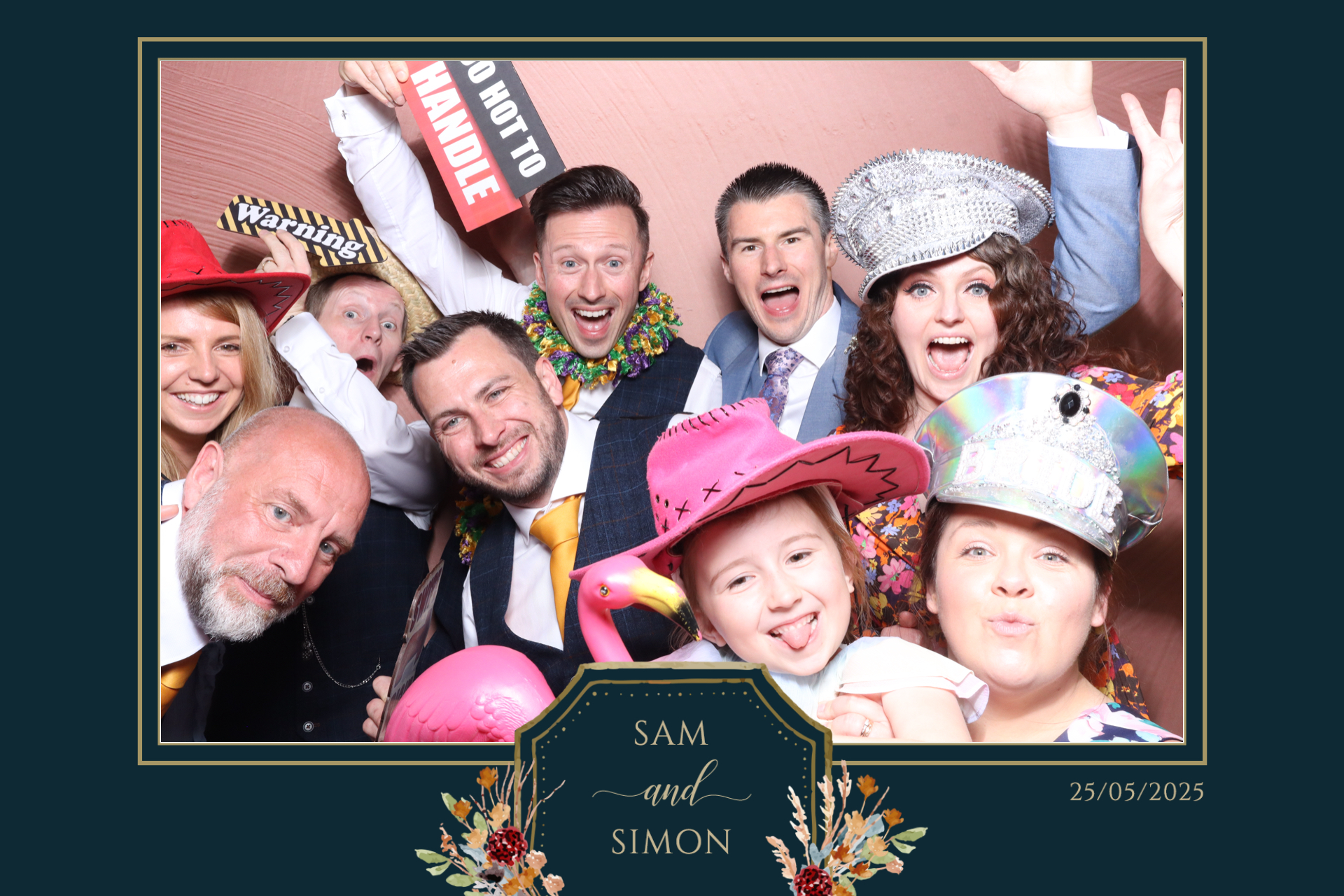 Sam & Simon  | View more photos from the event at gallery.magicimages.uk/u/MagicImages/Sam-Simon