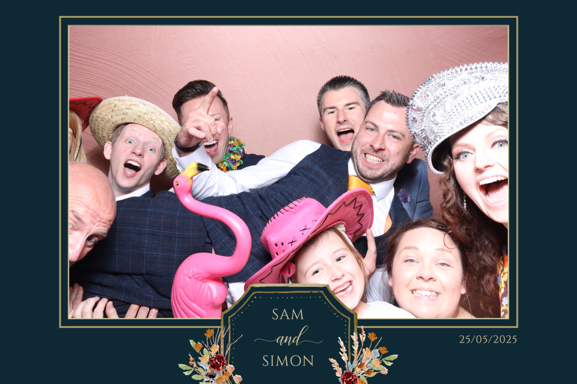 Sam & Simon  | View more photos from the event at gallery.magicimages.uk/u/MagicImages/Sam-Simon