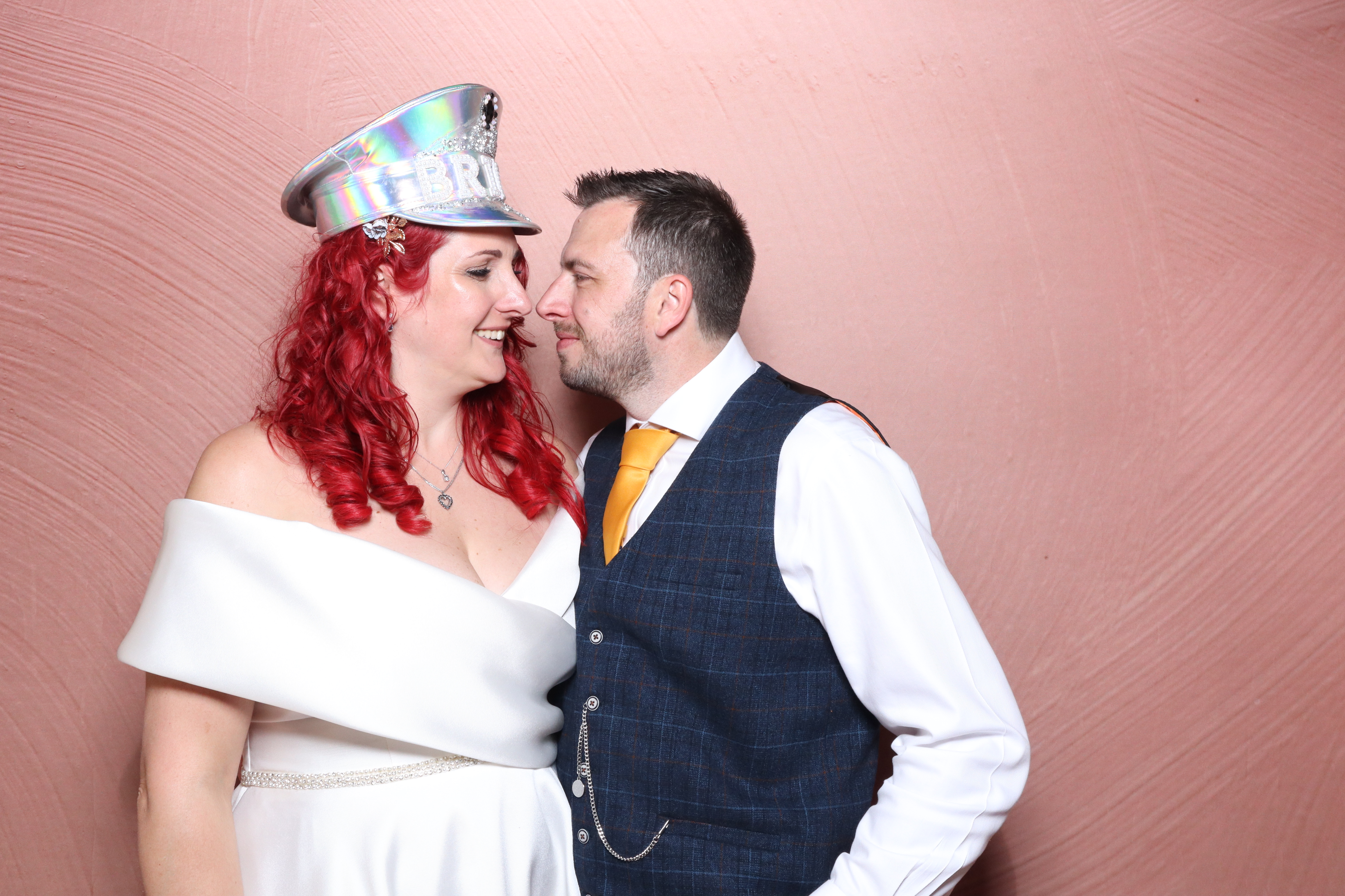 Sam & Simon  | View more photos from the event at gallery.magicimages.uk/u/MagicImages/Sam-Simon
