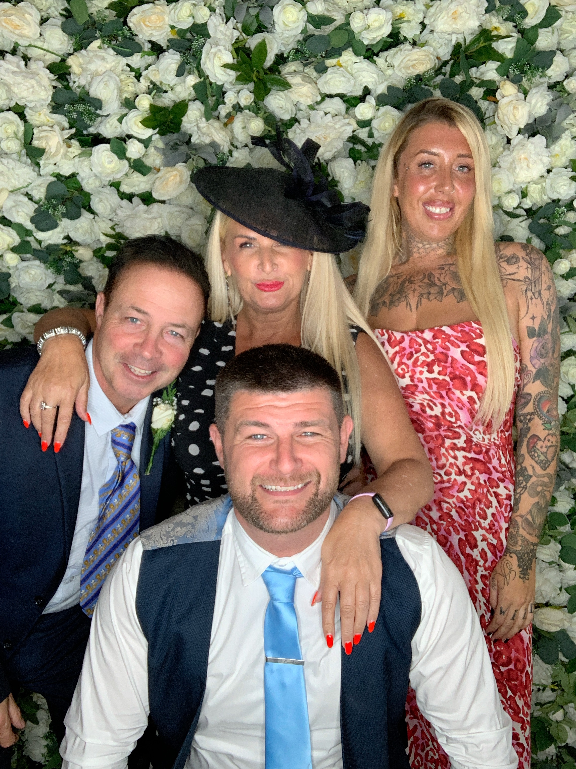 Sophie & Carl Photo Booth Images  | View more photos from the event at gallery.magicimages.uk/u/MagicImages/Sophie-Carl-Photo-Booth-Images