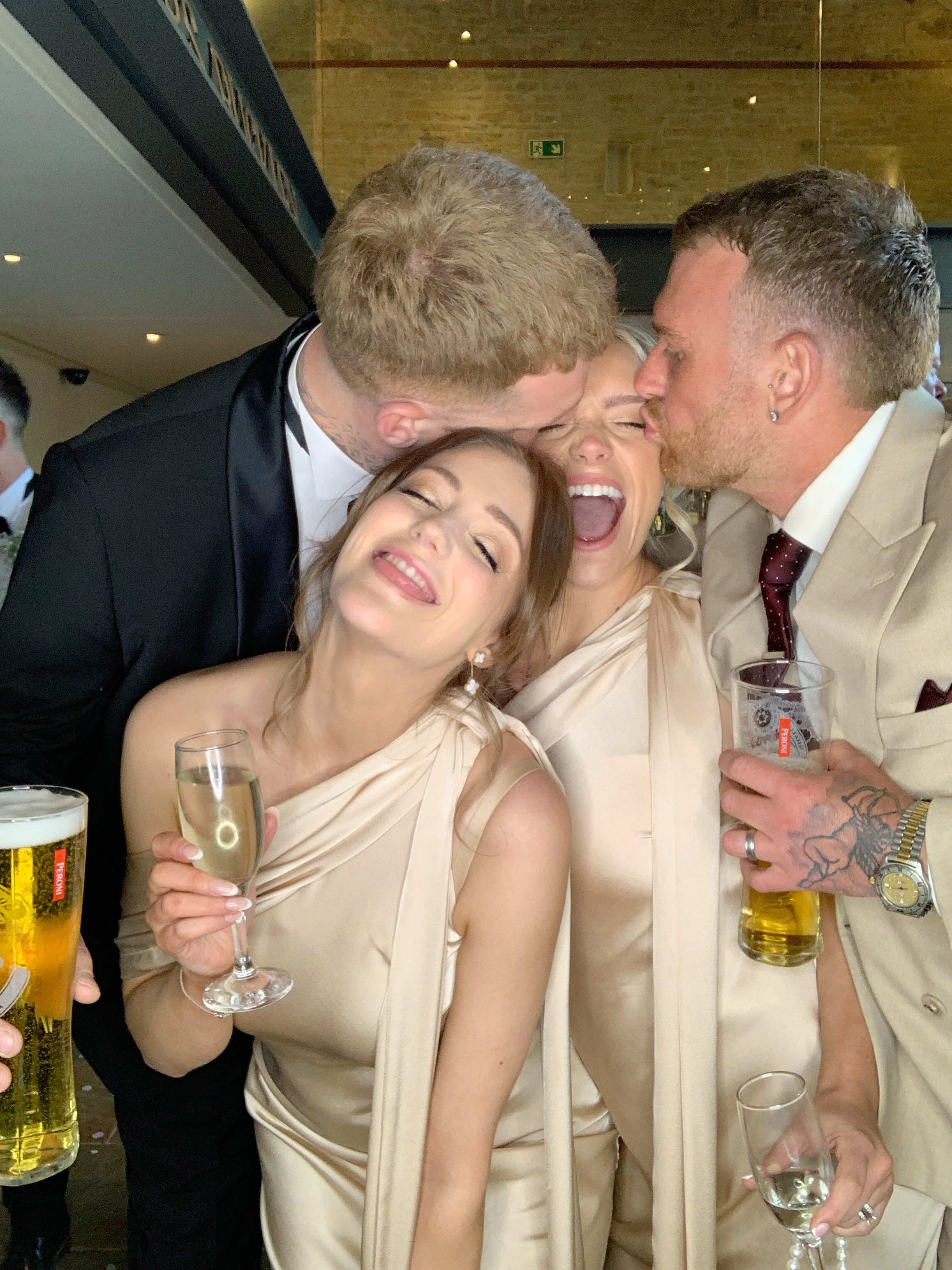 The Buckley's  | View more photos from the event at gallery.magicimages.uk/u/MagicImages/The-Buckleys