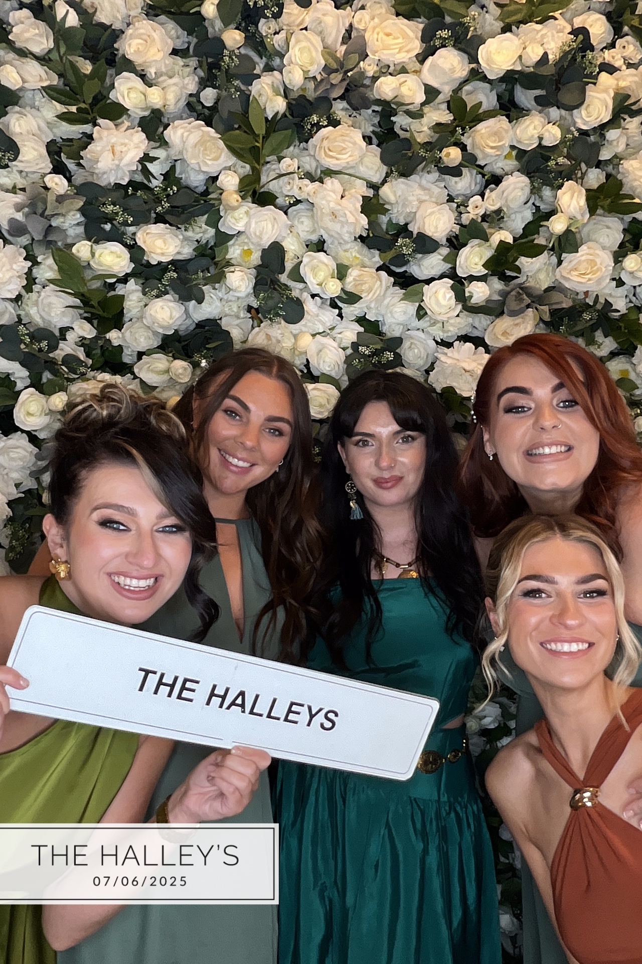 The Halley's  | View more photos from the event at gallery.magicimages.uk/u/MagicImages/The-Halleys