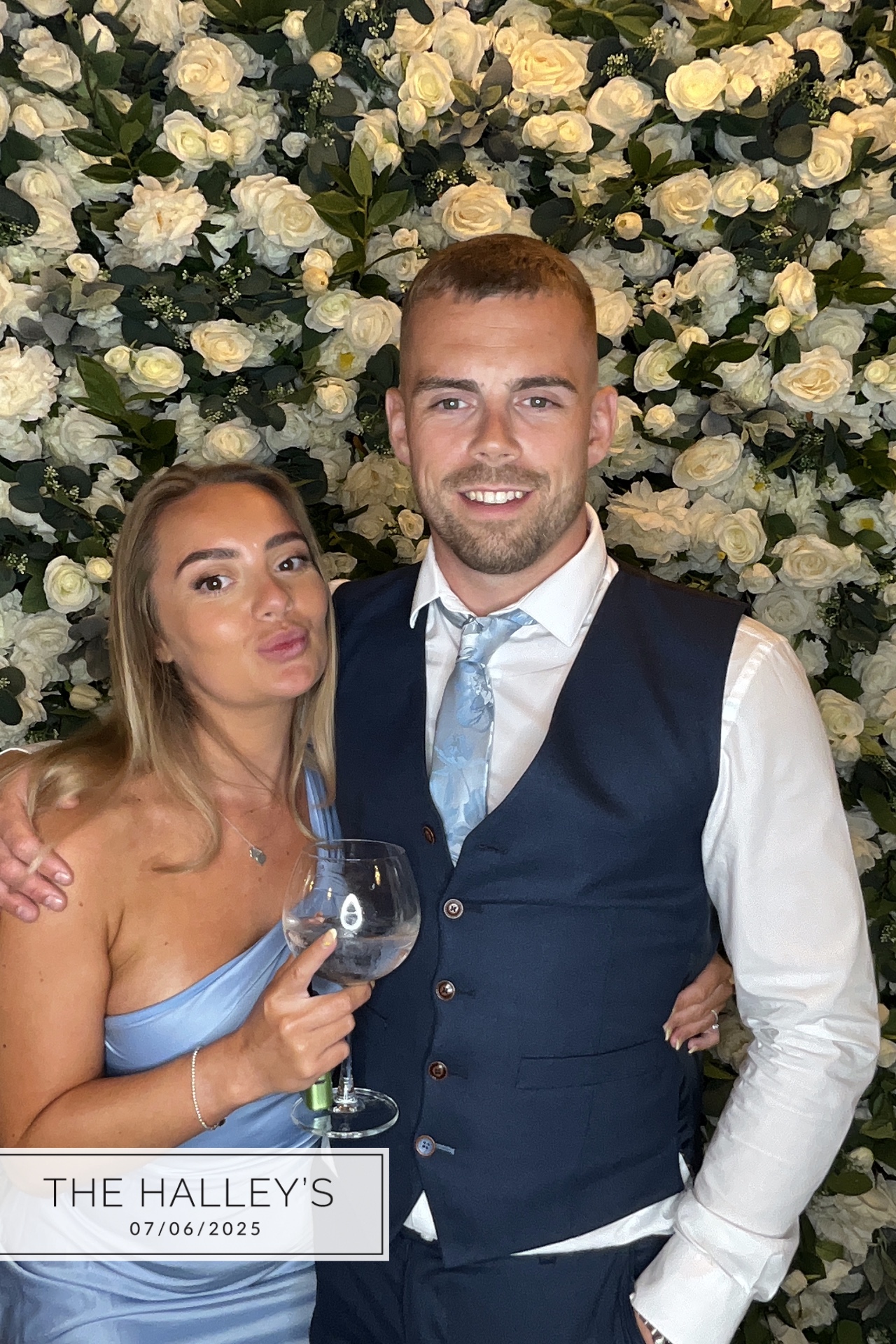 The Halley's  | View more photos from the event at gallery.magicimages.uk/u/MagicImages/The-Halleys