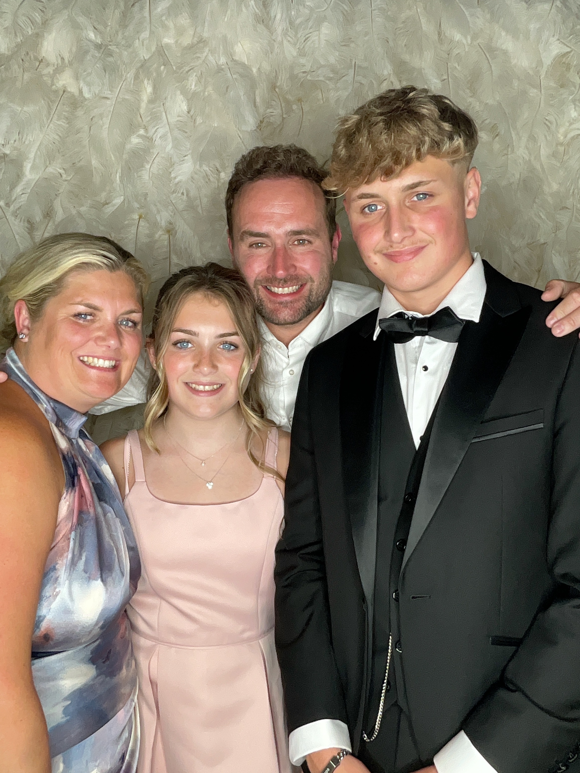 The Hunts  | View more photos from the event at gallery.magicimages.uk/u/MagicImages/The-Hunts