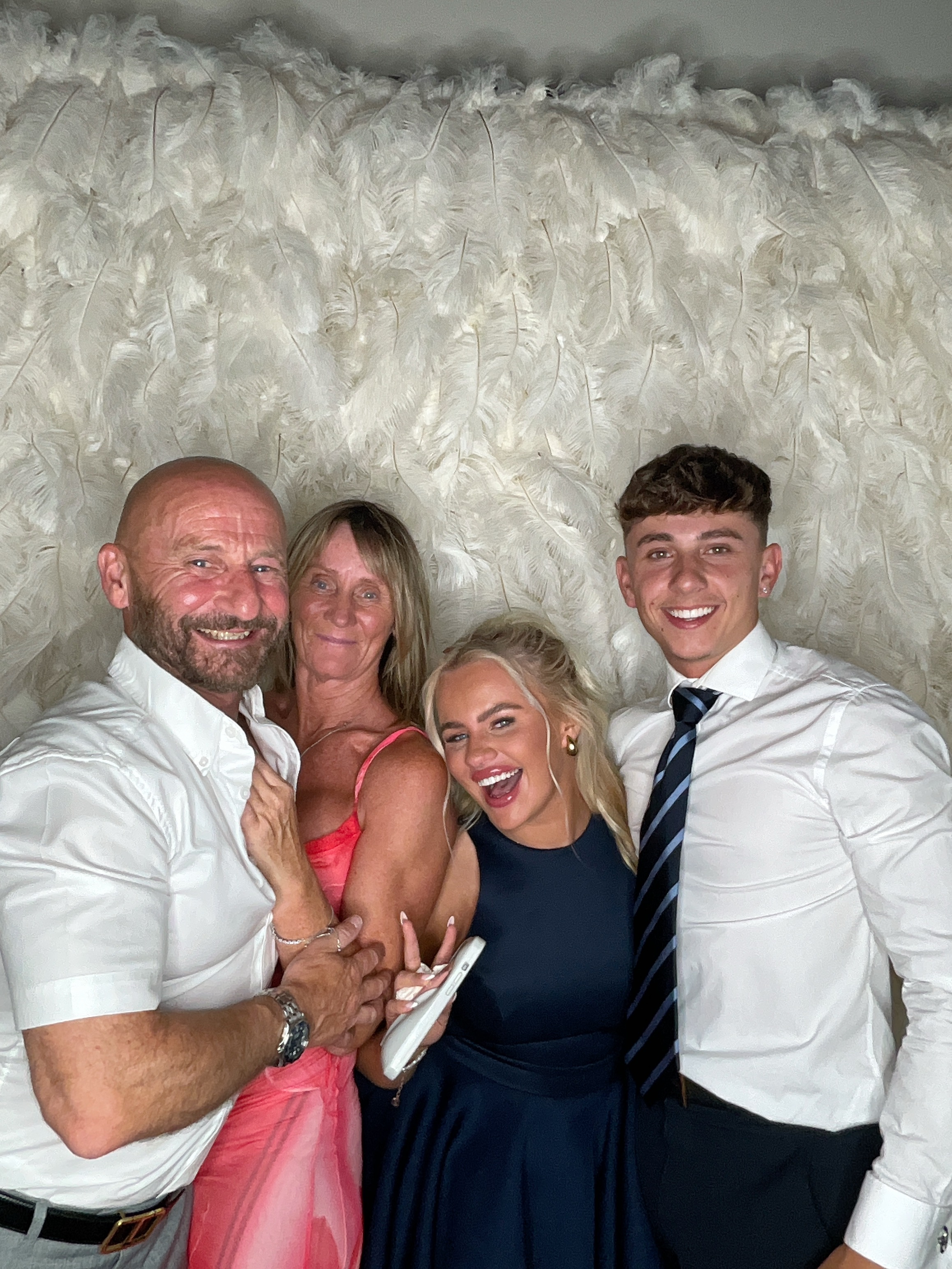 The Hunts  | View more photos from the event at gallery.magicimages.uk/u/MagicImages/The-Hunts