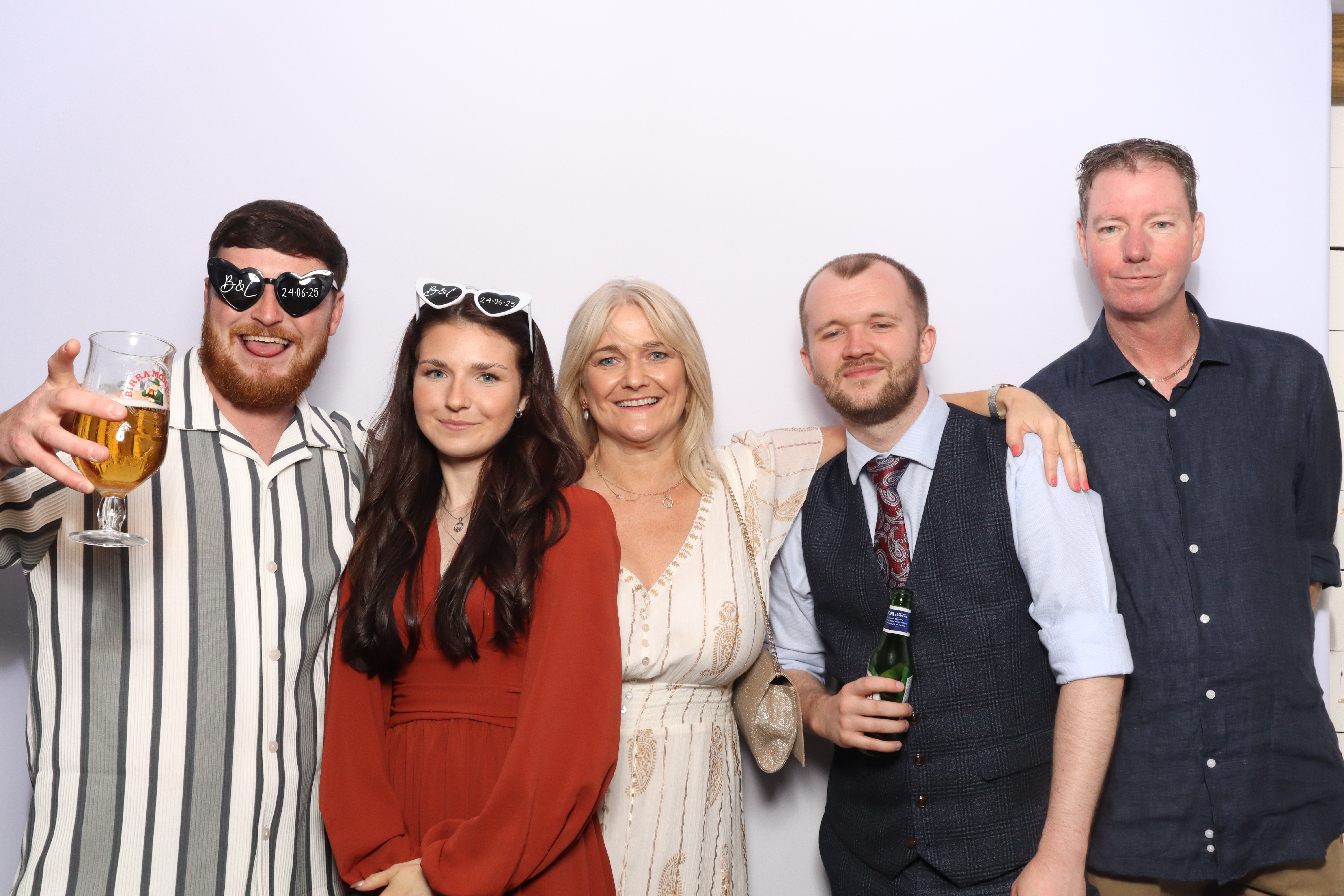 The Jameses  | View more photos from the event at gallery.magicimages.uk/u/MagicImages/The-Jameses