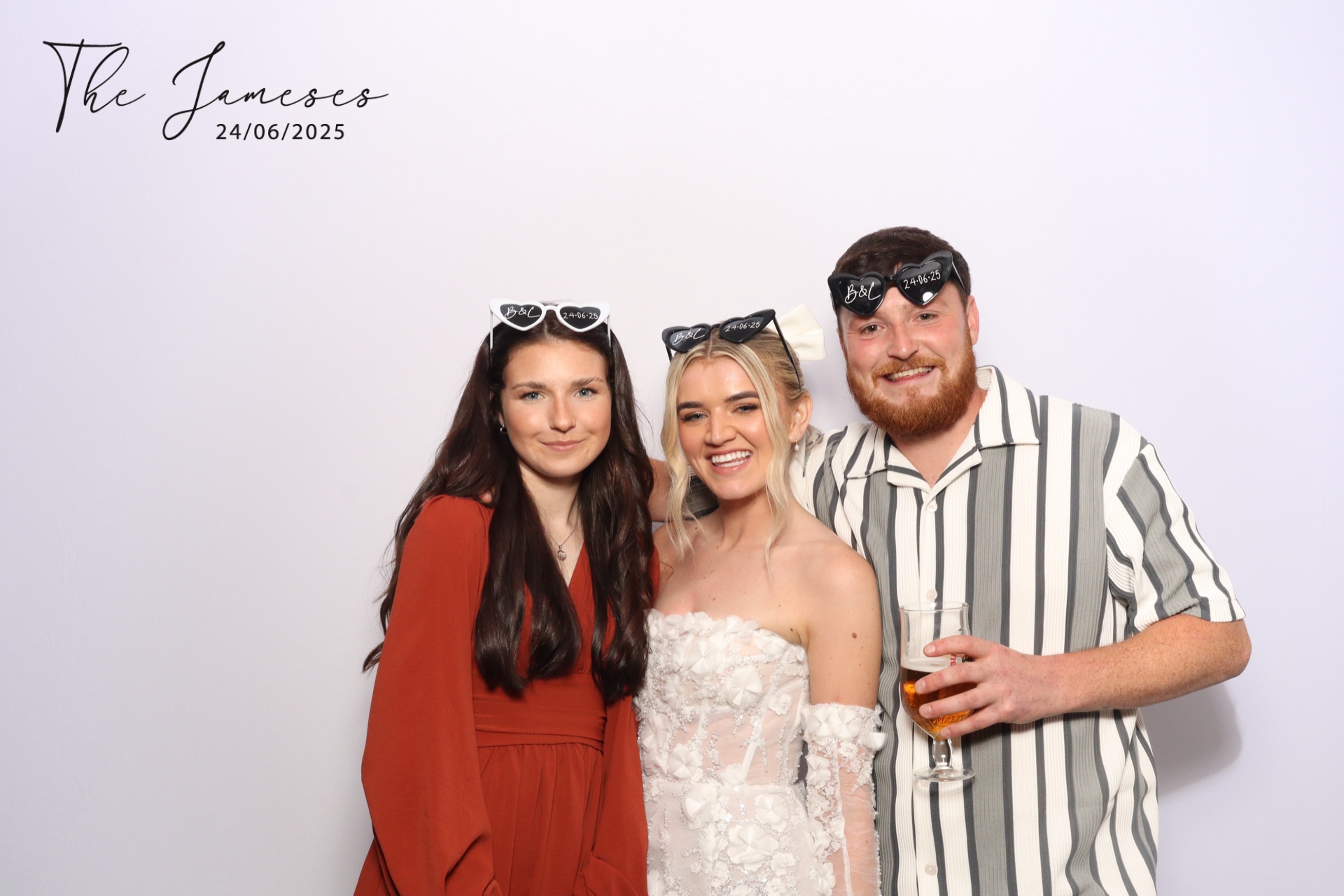 The Jameses  | View more photos from the event at gallery.magicimages.uk/u/MagicImages/The-Jameses