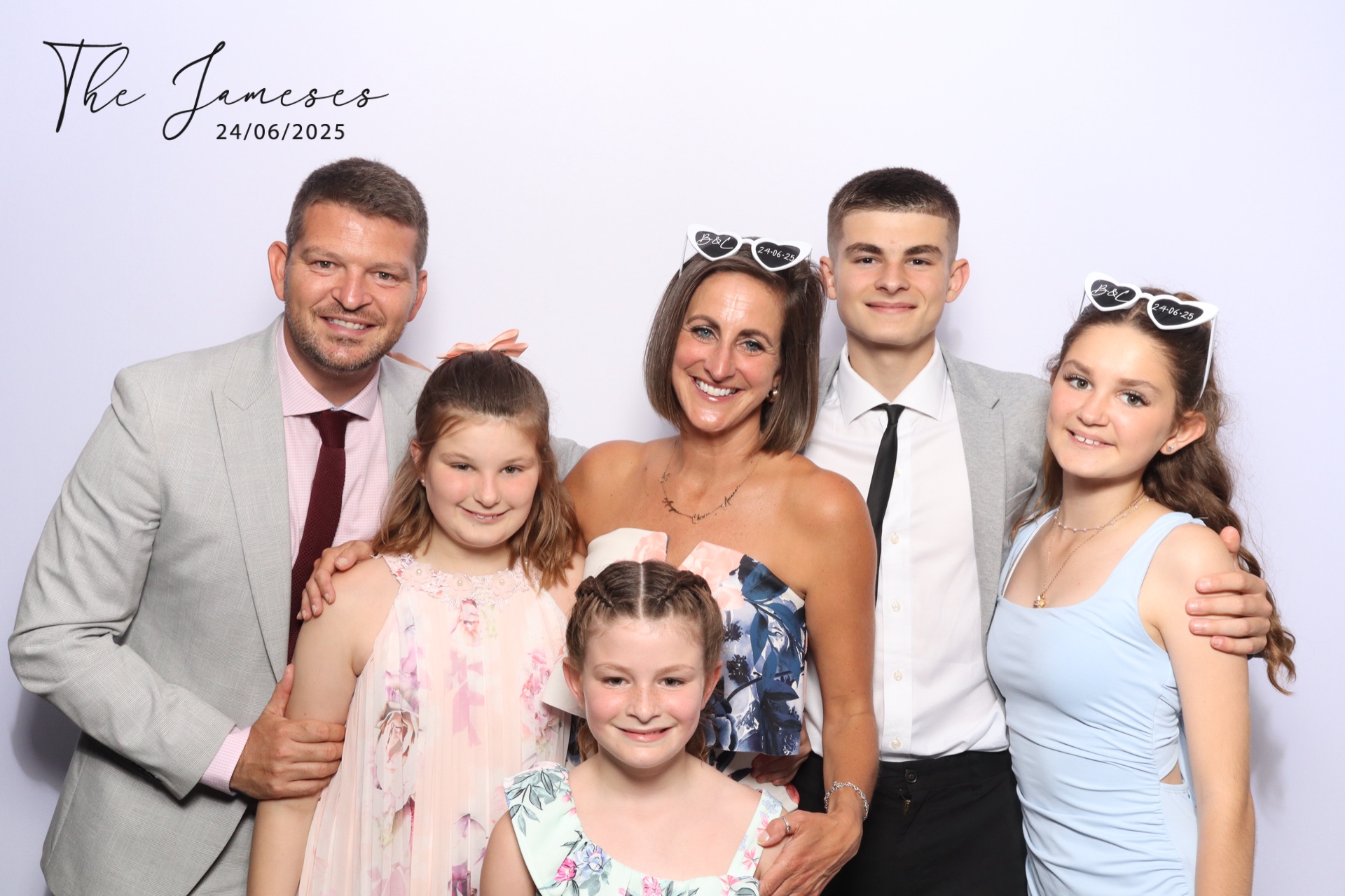 The Jameses  | View more photos from the event at gallery.magicimages.uk/u/MagicImages/The-Jameses