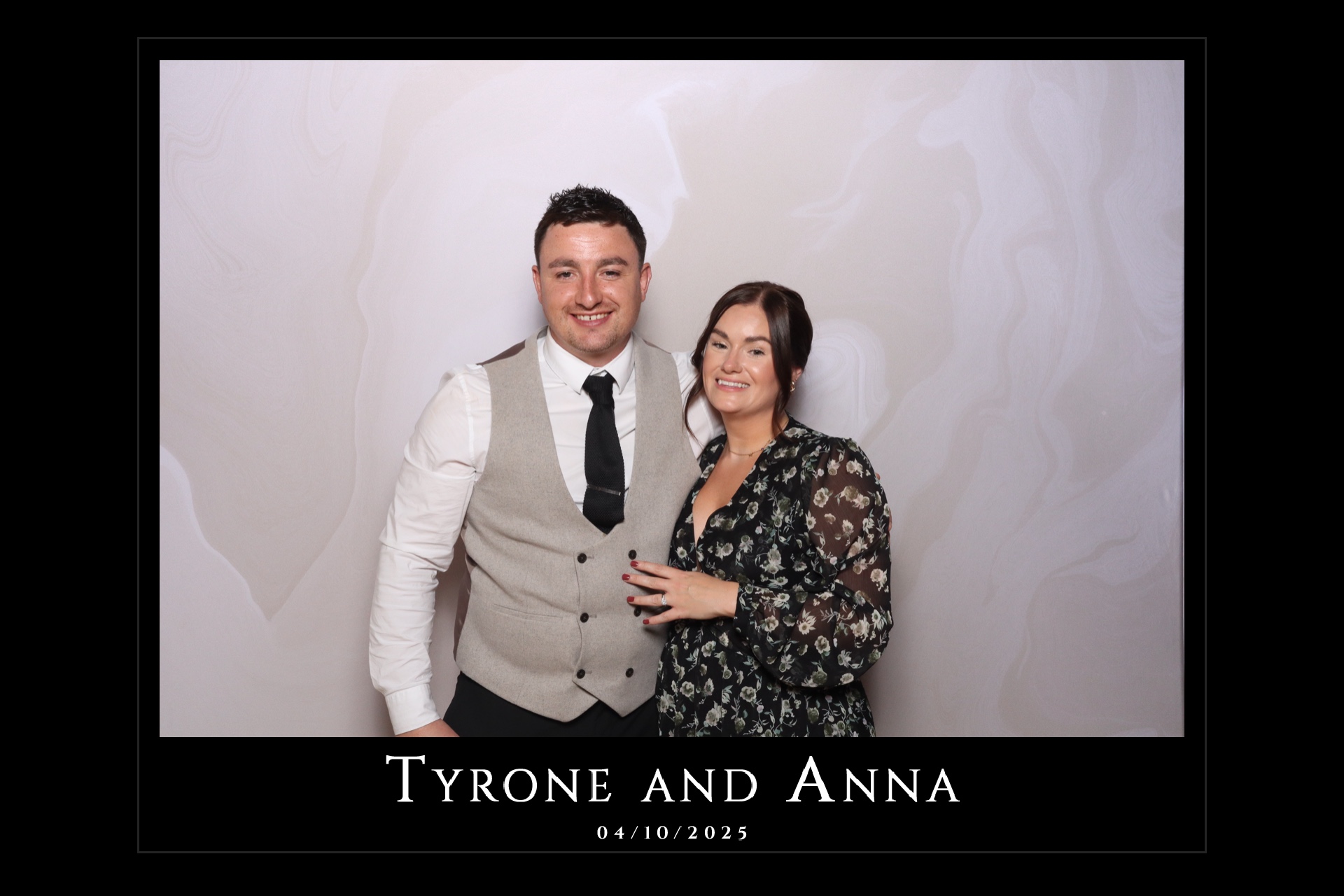 Tyrone and Anna | View more photos from the event at gallery.magicimages.uk/u/MagicImages/Tyrone-and-Anna