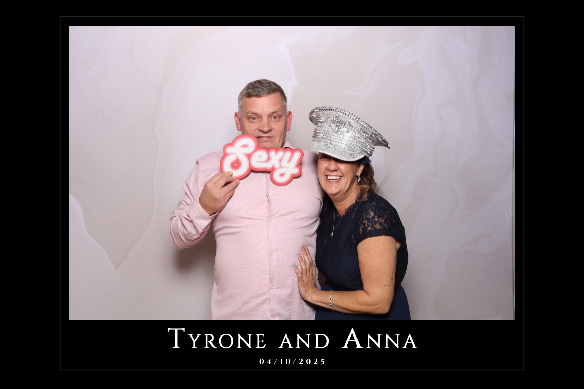 Tyrone and Anna | View more photos from the event at gallery.magicimages.uk/u/MagicImages/Tyrone-and-Anna