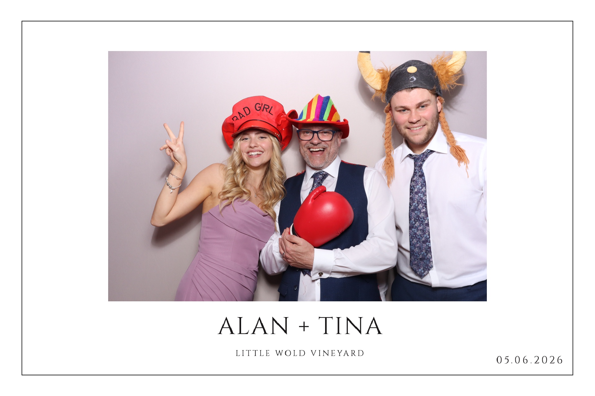 Alan & Tina  | View more photos from the event at gallery.magicimages.uk/u/MagicImages/Alan-Tina
