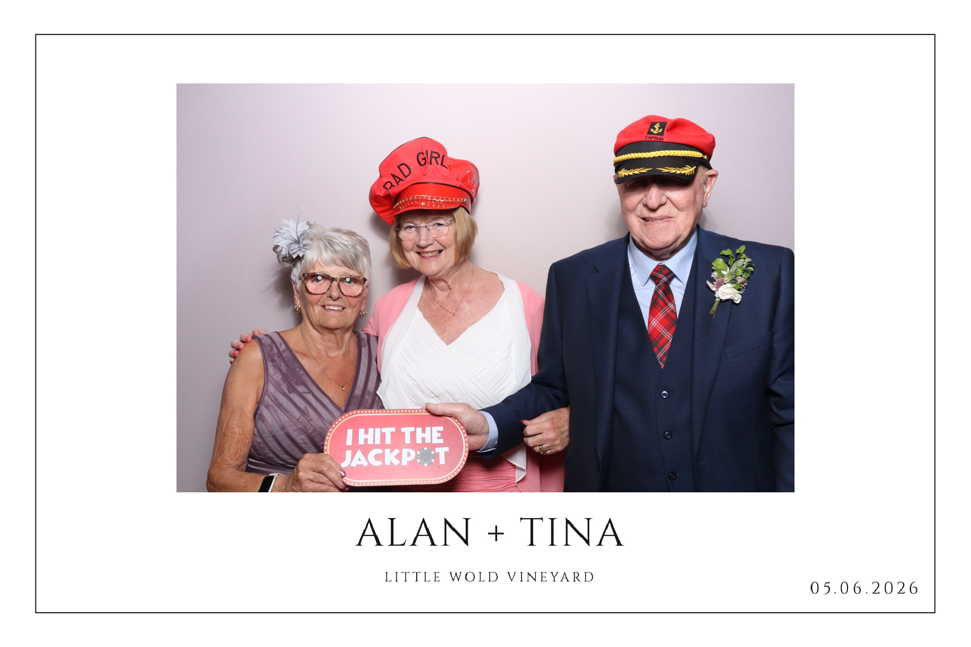 Alan & Tina  | View more photos from the event at gallery.magicimages.uk/u/MagicImages/Alan-Tina