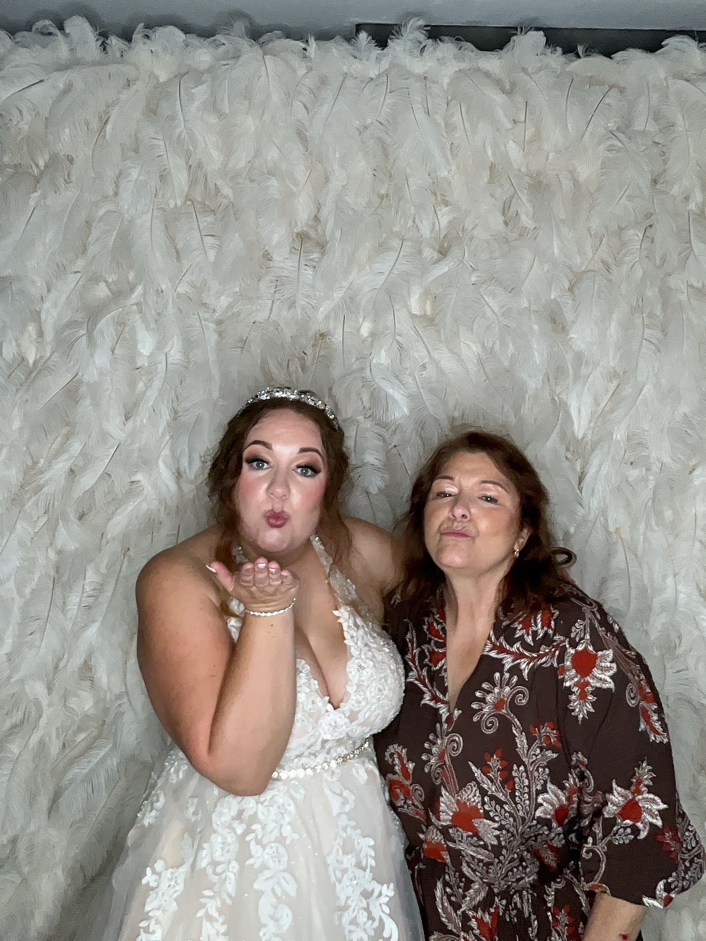 Becca & Glynn  | View more photos from the event at gallery.magicimages.uk/u/MagicImages/Becca-Glynn