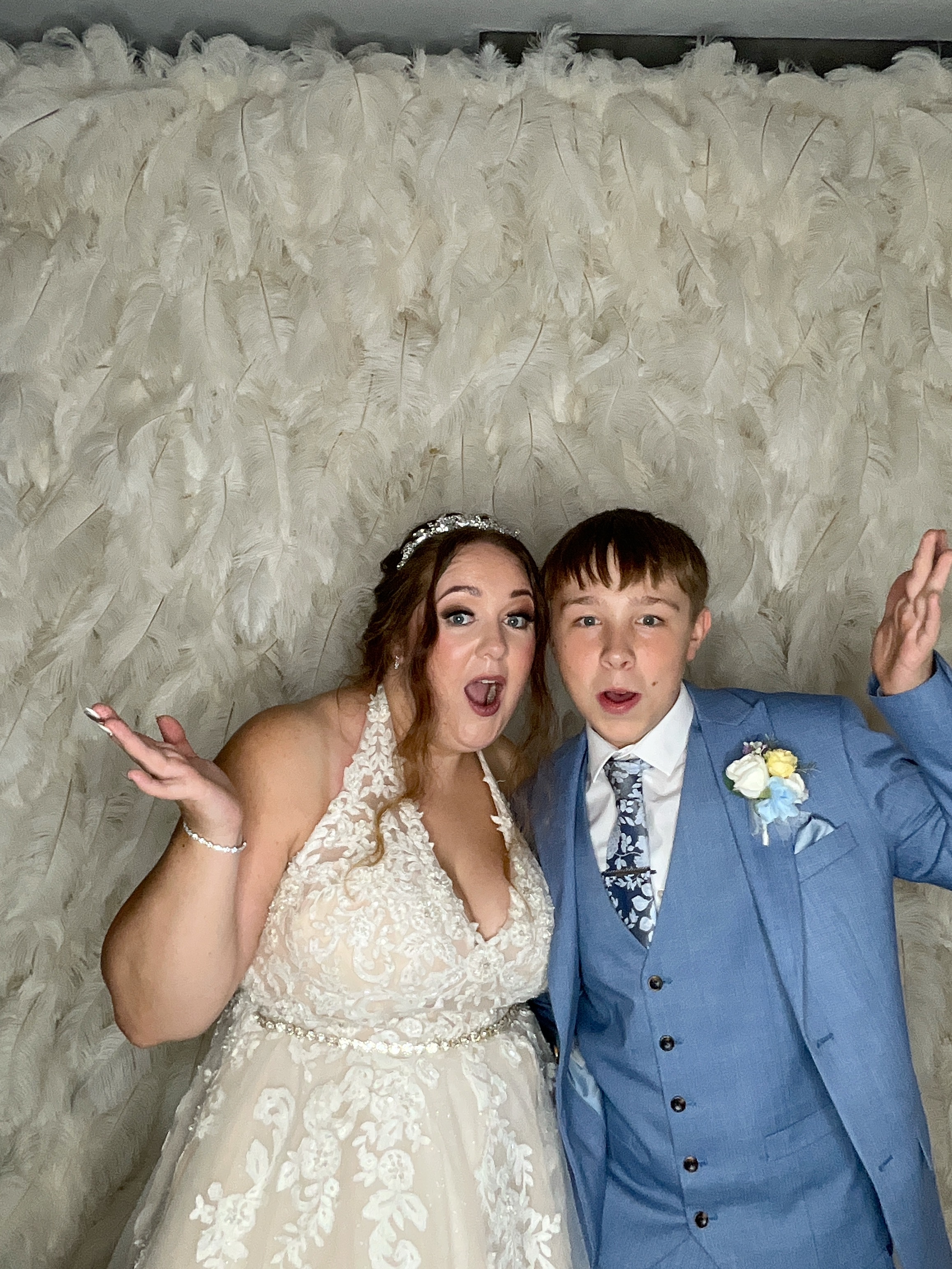 Becca & Glynn  | View more photos from the event at gallery.magicimages.uk/u/MagicImages/Becca-Glynn