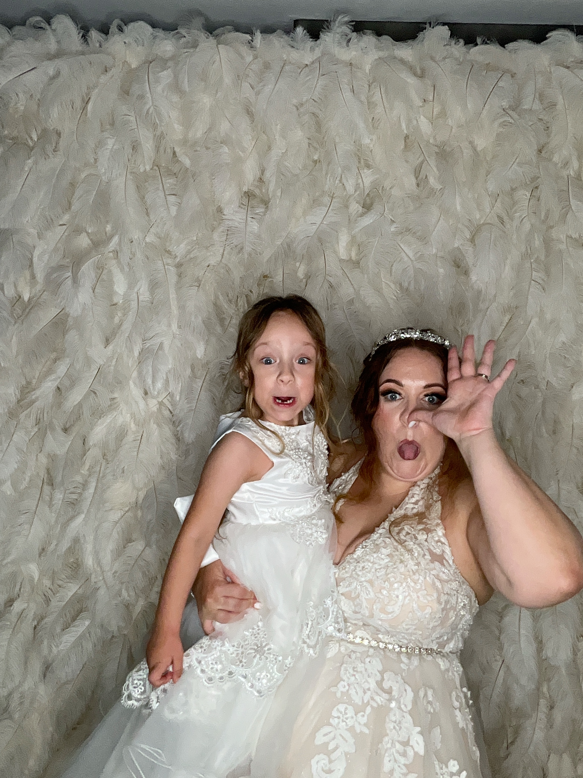 Becca & Glynn  | View more photos from the event at gallery.magicimages.uk/u/MagicImages/Becca-Glynn