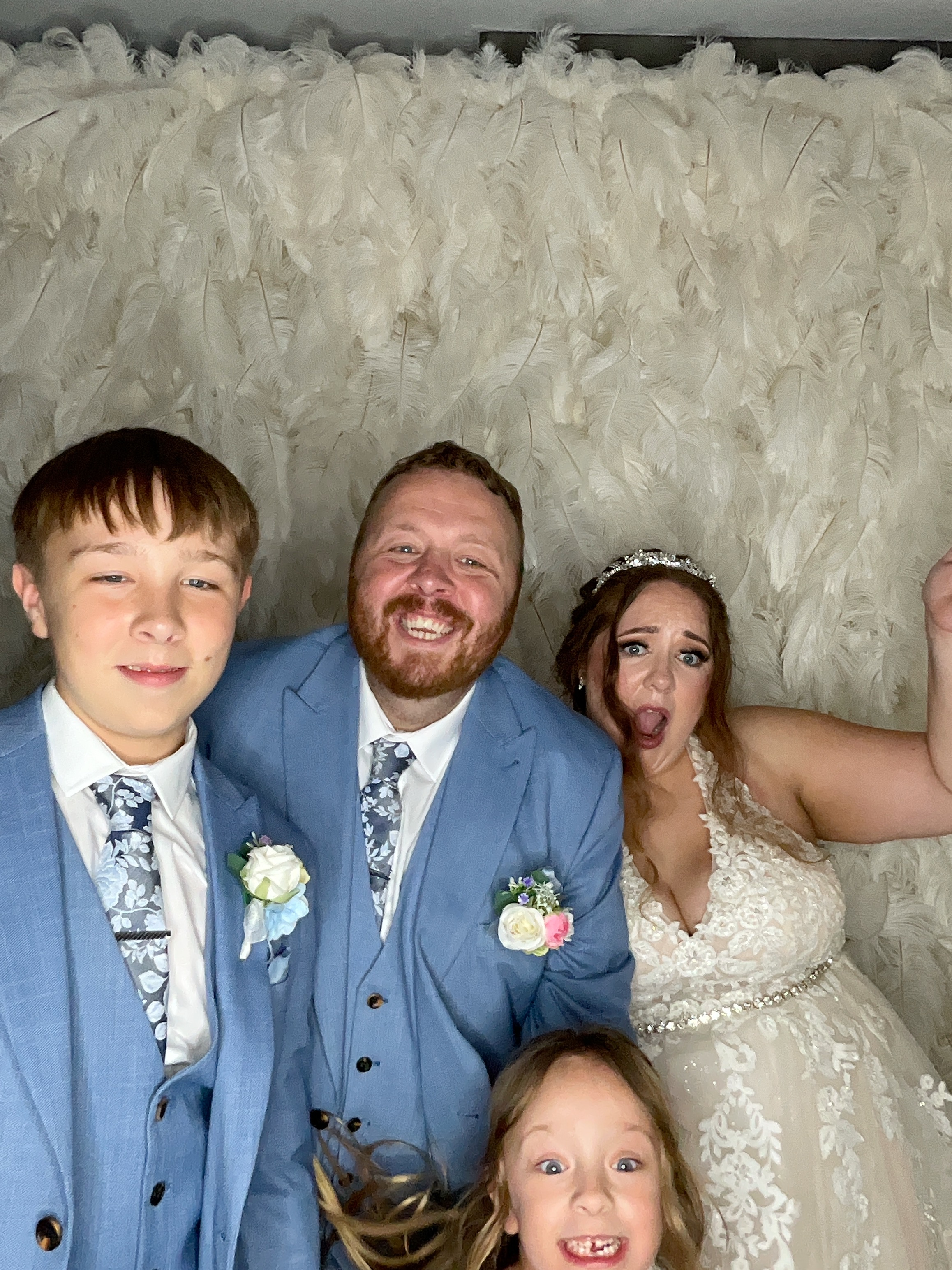 Becca & Glynn  | View more photos from the event at gallery.magicimages.uk/u/MagicImages/Becca-Glynn