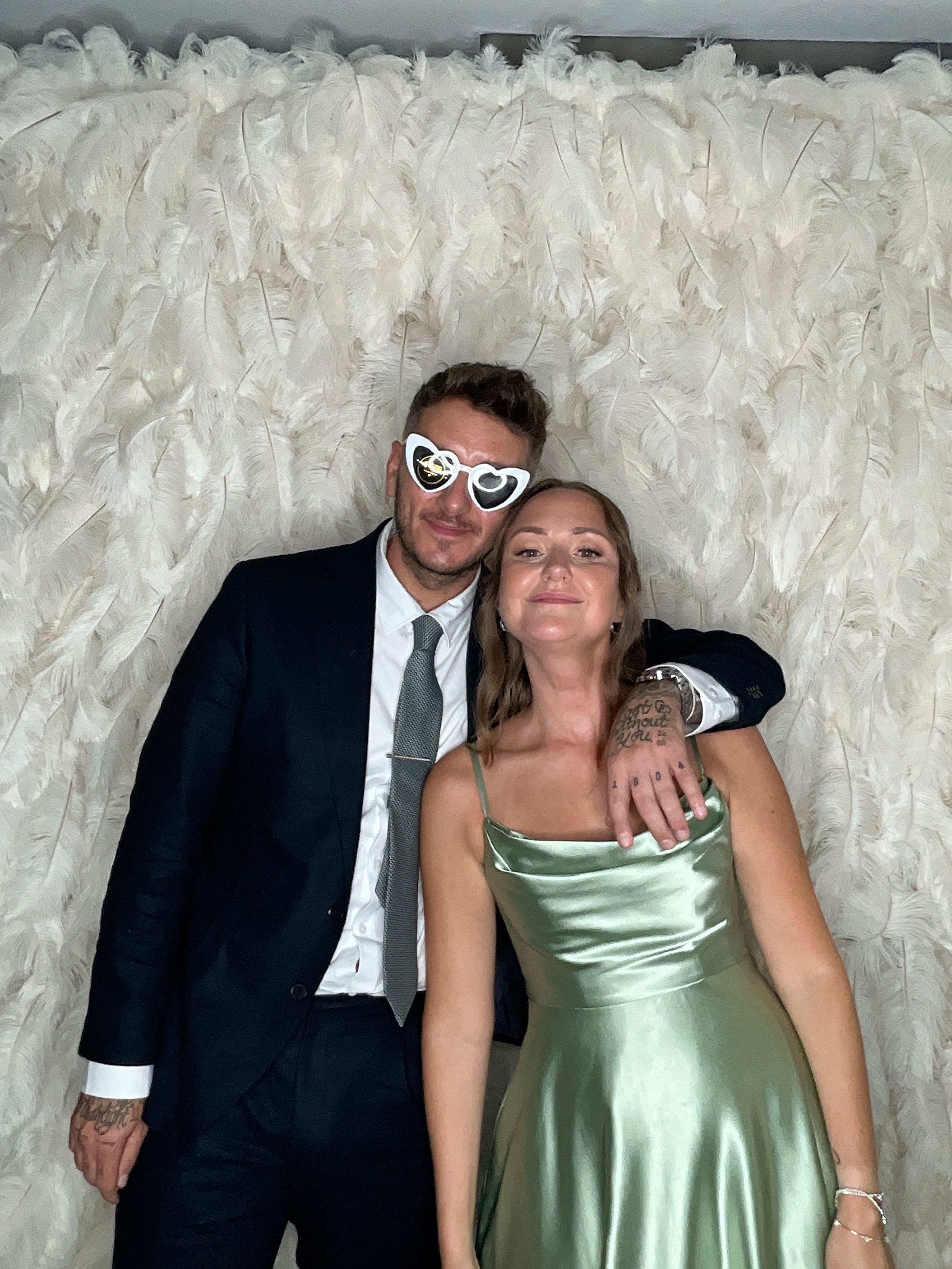 Becca & Glynn  | View more photos from the event at gallery.magicimages.uk/u/MagicImages/Becca-Glynn