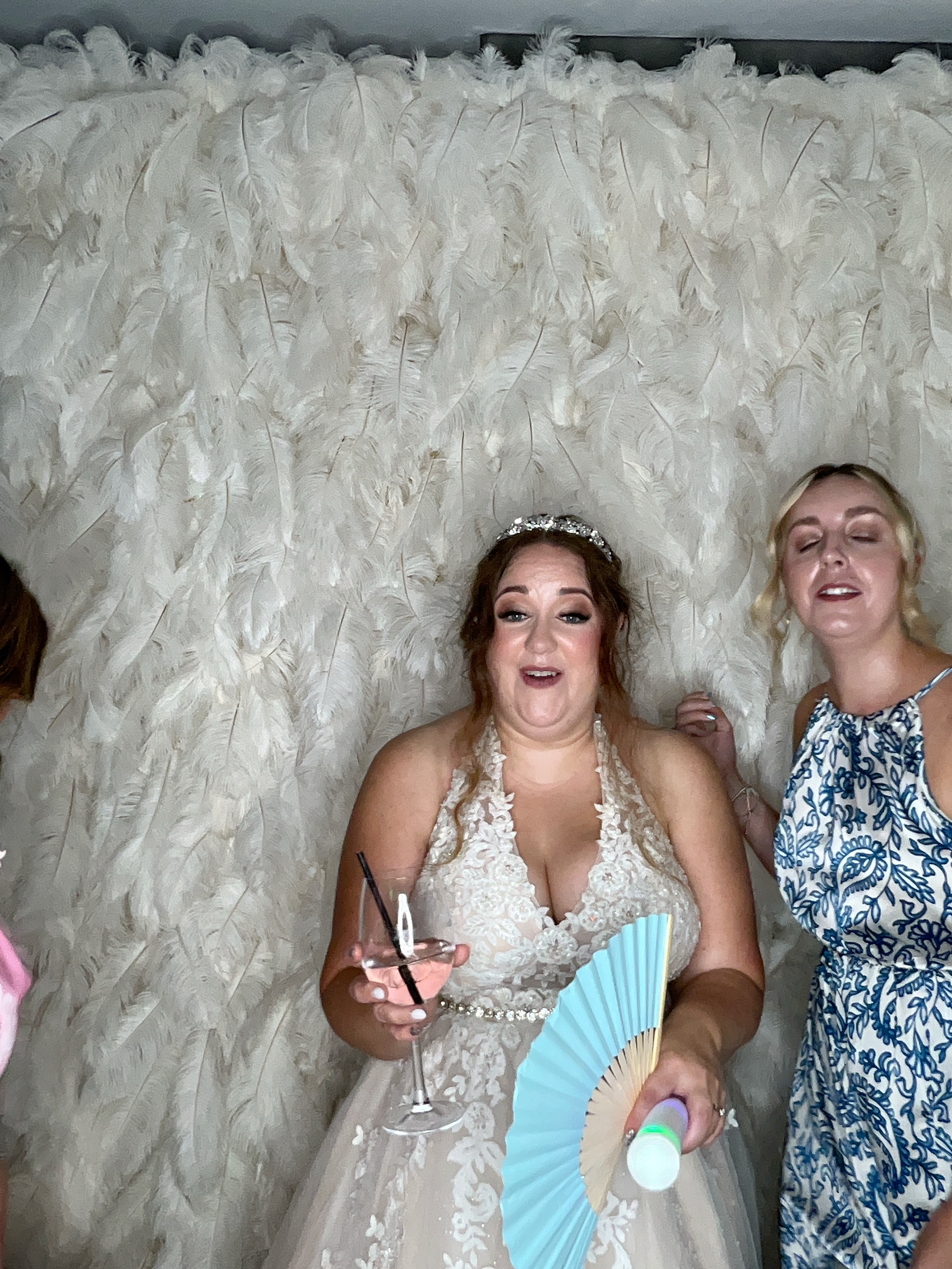 Becca & Glynn  | View more photos from the event at gallery.magicimages.uk/u/MagicImages/Becca-Glynn