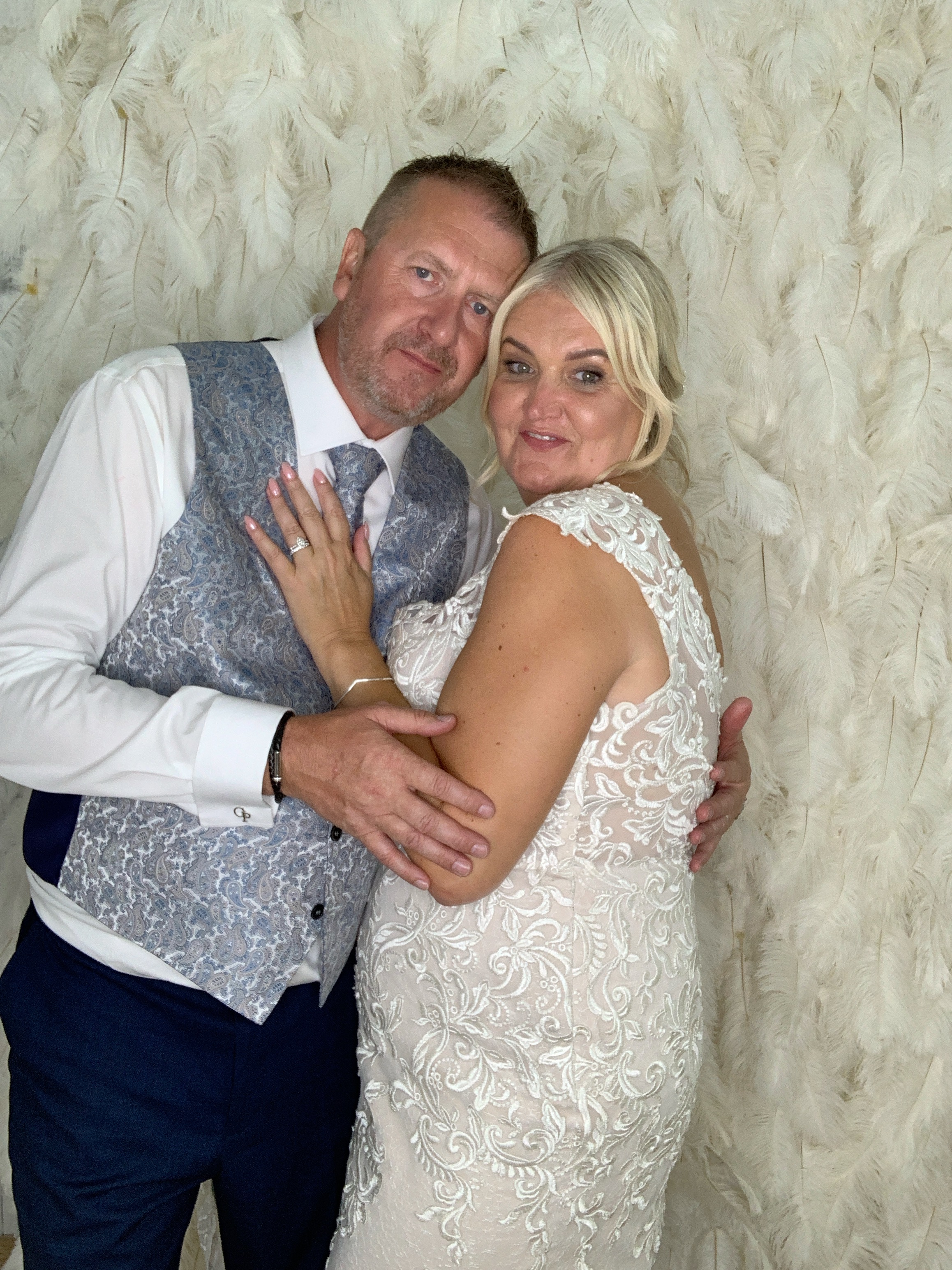 Caz & Chris photo booth images  | View more photos from the event at gallery.magicimages.uk/u/MagicImages/Caz-Chris-photo-booth-images
