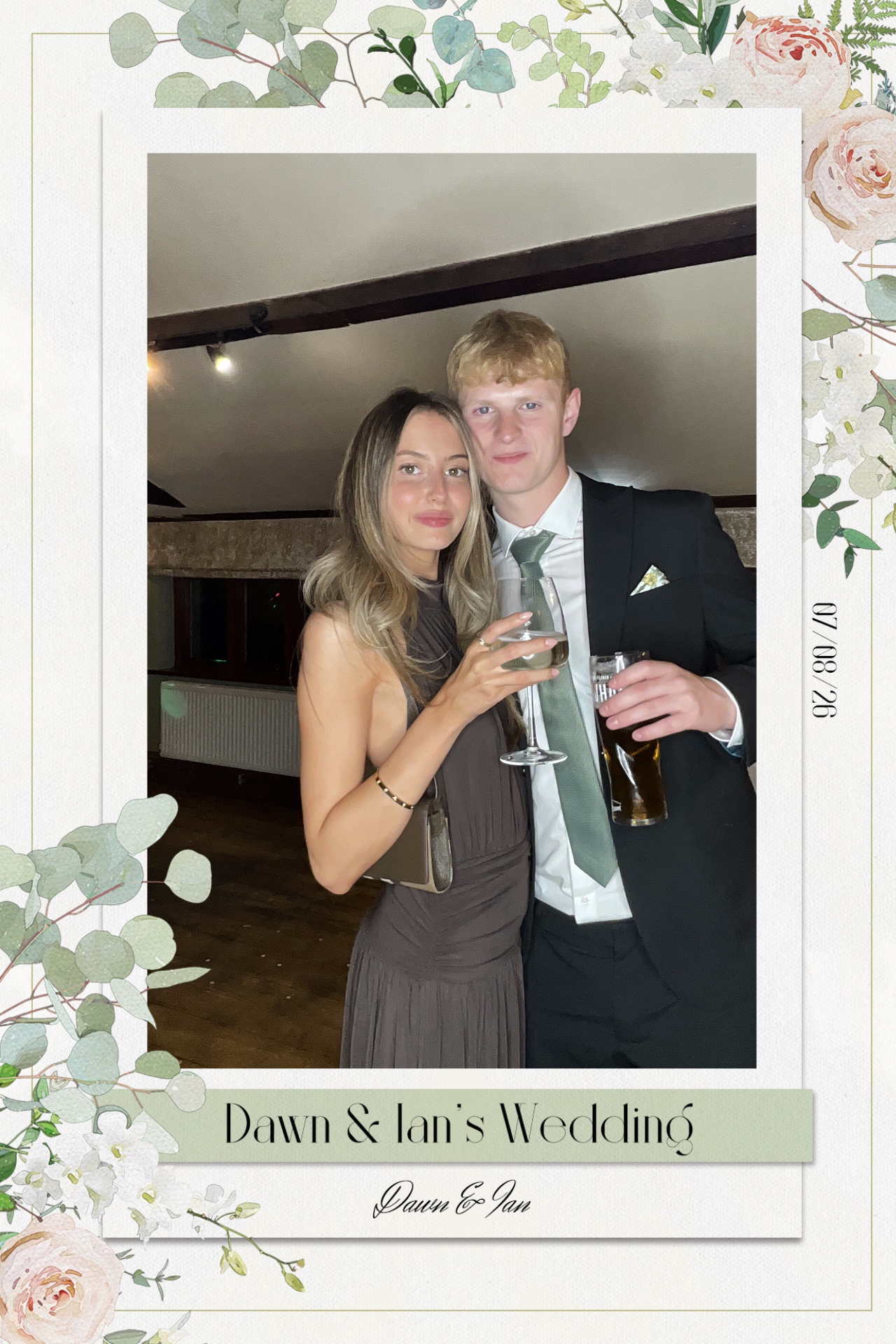 Dawn & Ian  | View more photos from the event at gallery.magicimages.uk/u/MagicImages/Dawn-Ian
