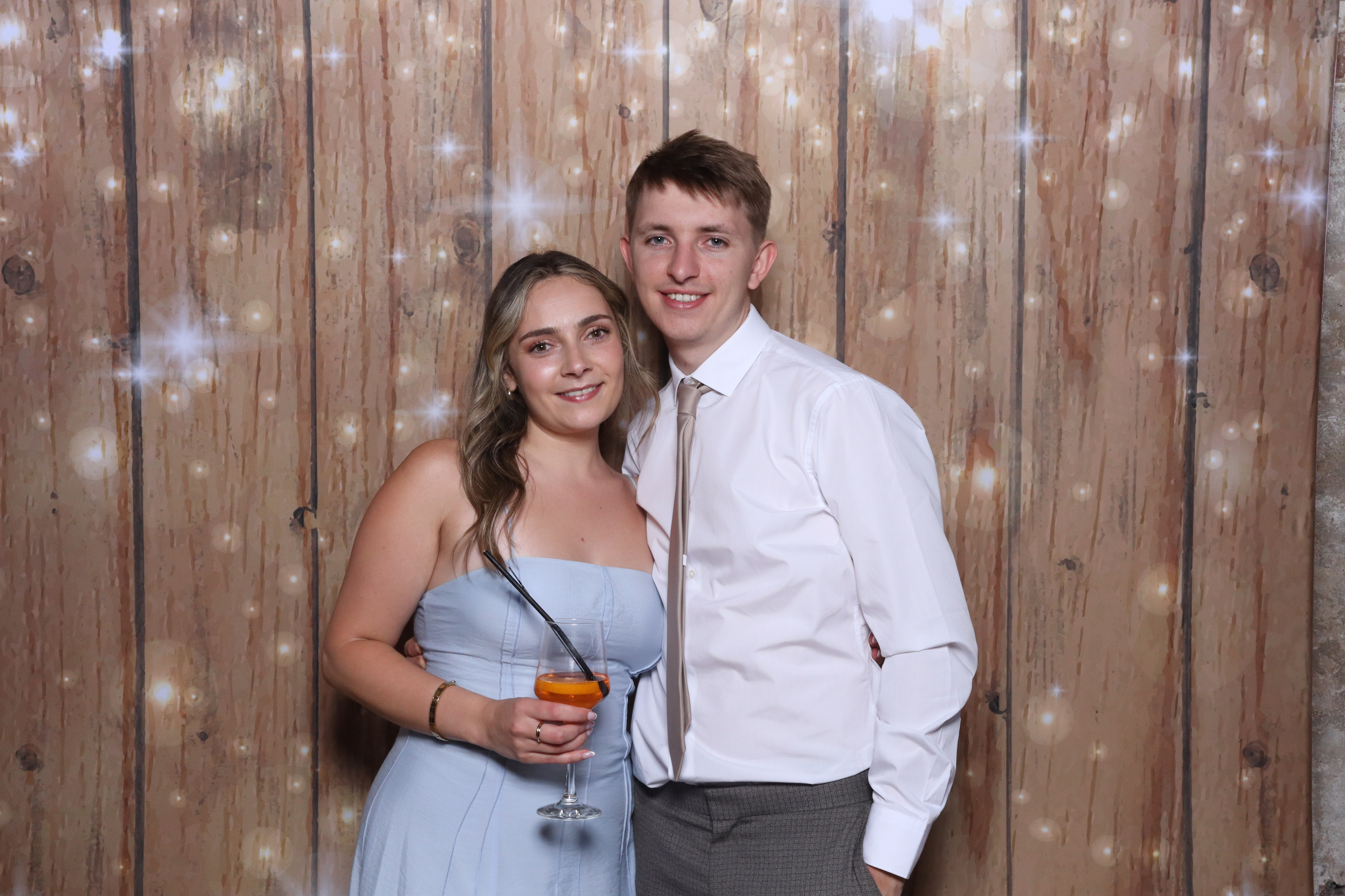 Holly and Ben photo booth images | View more photos from the event at gallery.magicimages.uk/u/MagicImages/Holly-and-Ben-photo-booth-images