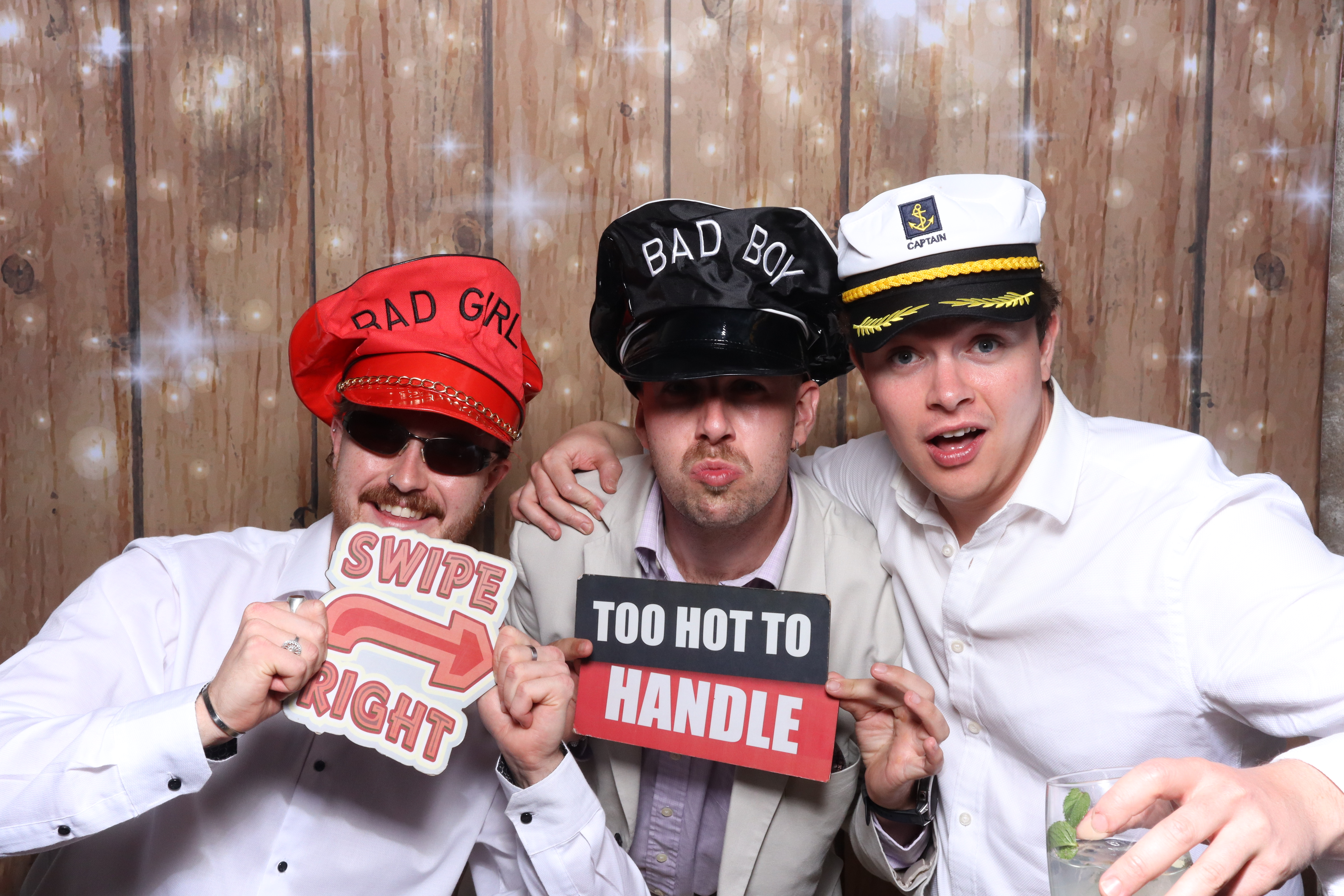 Holly and Ben photo booth images | View more photos from the event at gallery.magicimages.uk/u/MagicImages/Holly-and-Ben-photo-booth-images