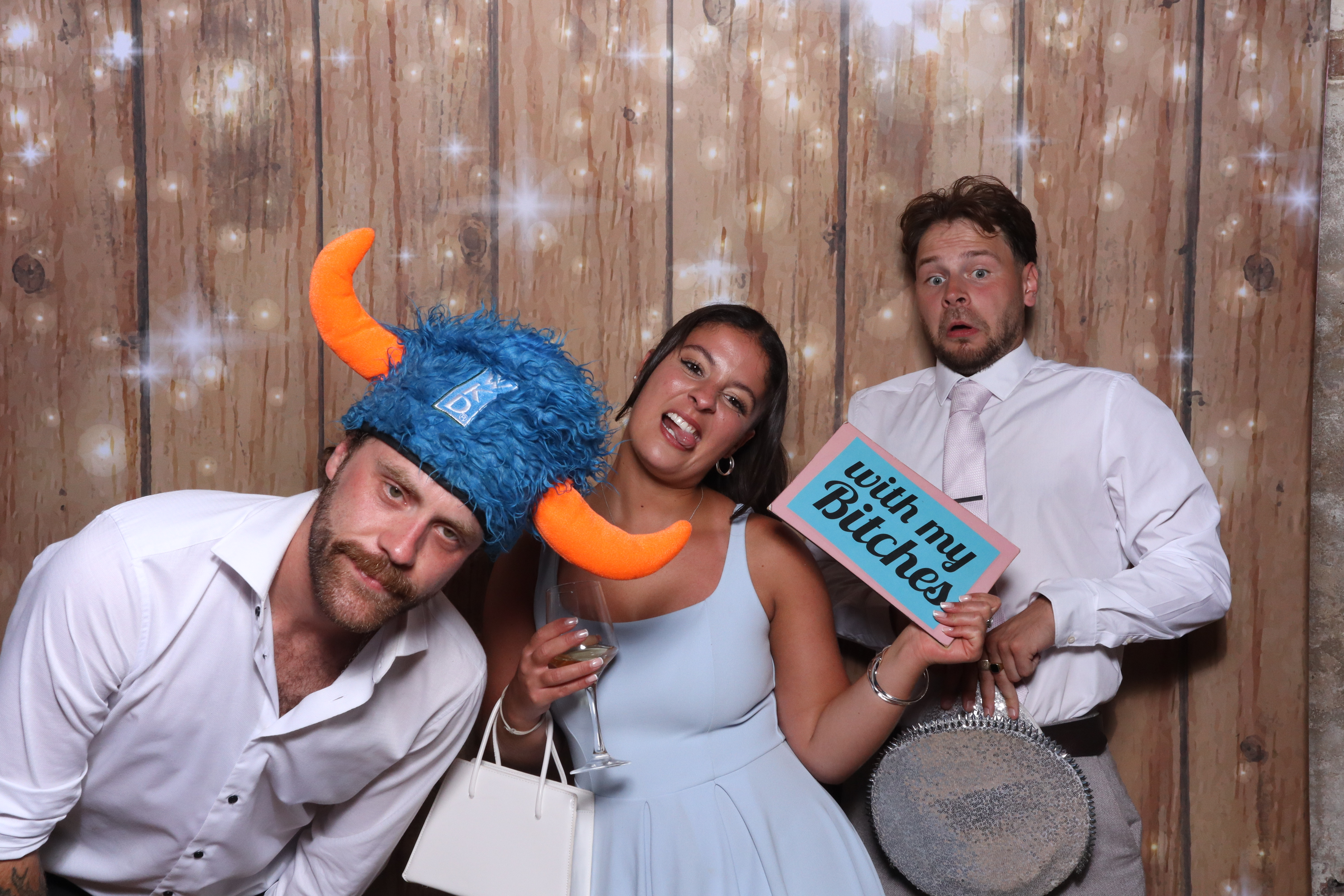 Holly and Ben photo booth images | View more photos from the event at gallery.magicimages.uk/u/MagicImages/Holly-and-Ben-photo-booth-images