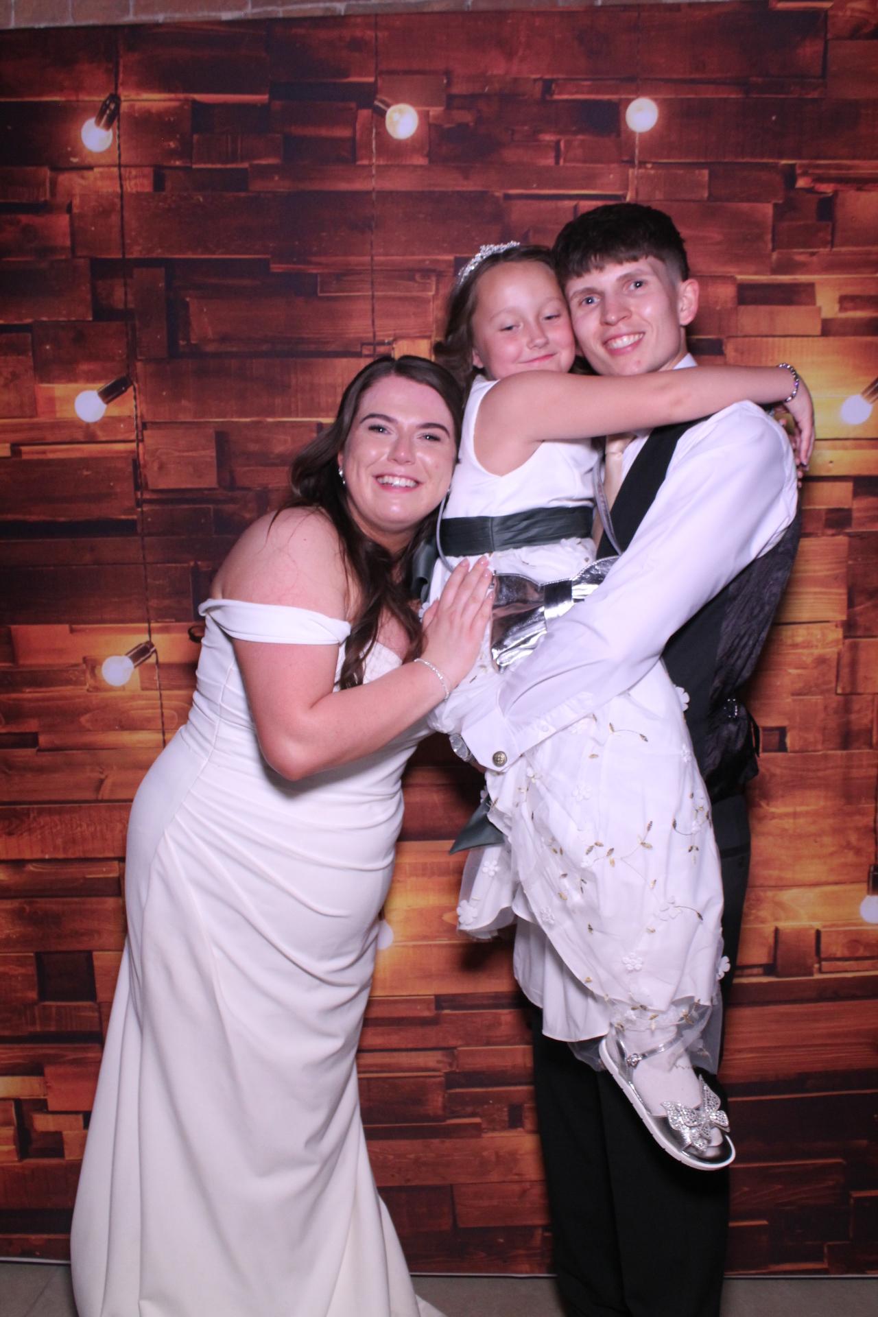 Mr & Mrs Goodyear | View more photos from the event at gallery.magicimages.uk/u/MagicImages/Mr-Mrs-Goodyear
