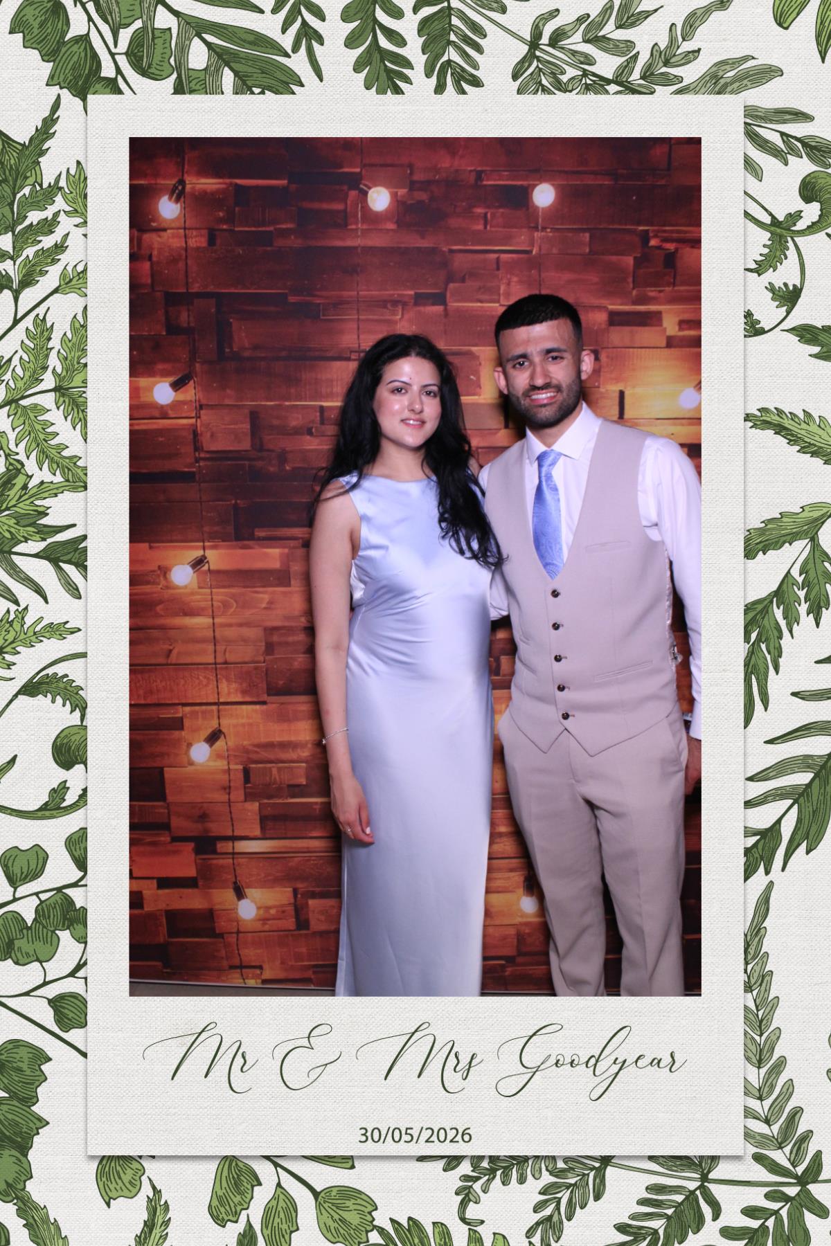 Mr & Mrs Goodyear | View more photos from the event at gallery.magicimages.uk/u/MagicImages/Mr-Mrs-Goodyear